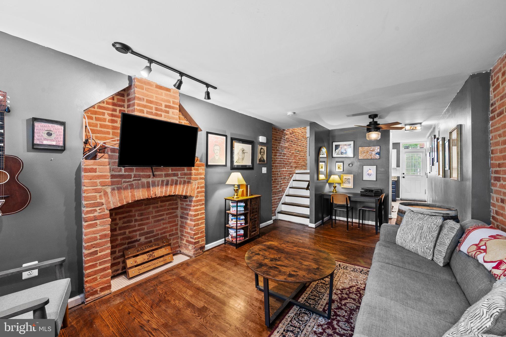 WASHINGTON VILLAGE - Residential