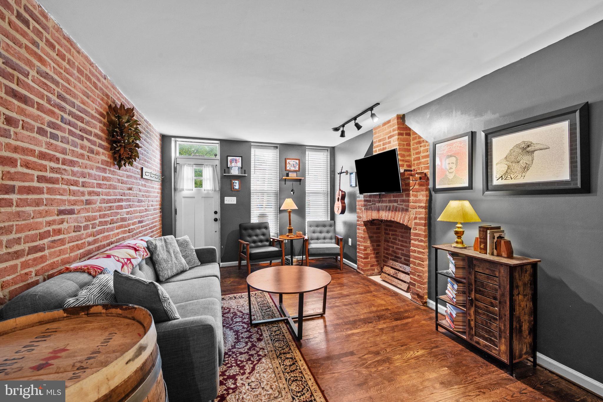 WASHINGTON VILLAGE - Residential