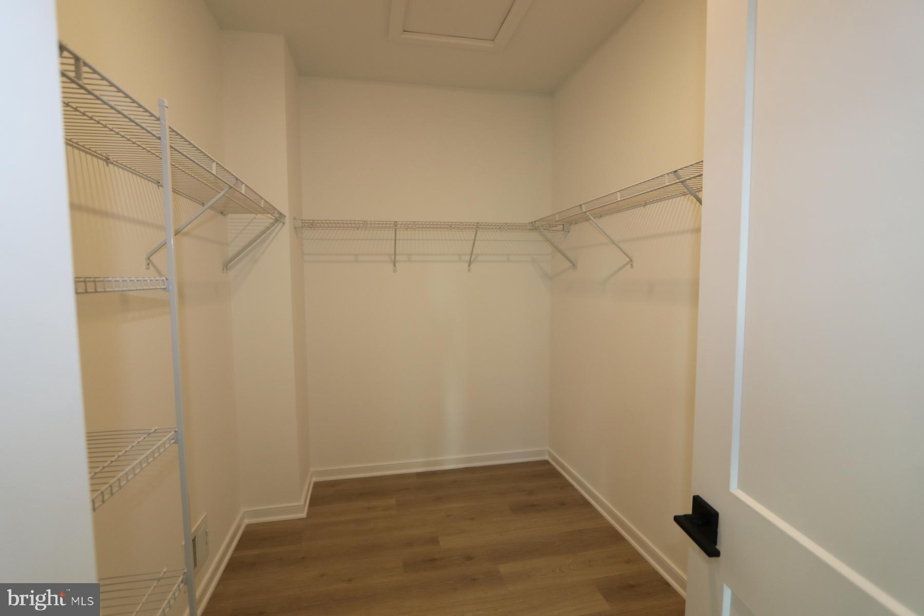 LIBERTY RUN - Residential