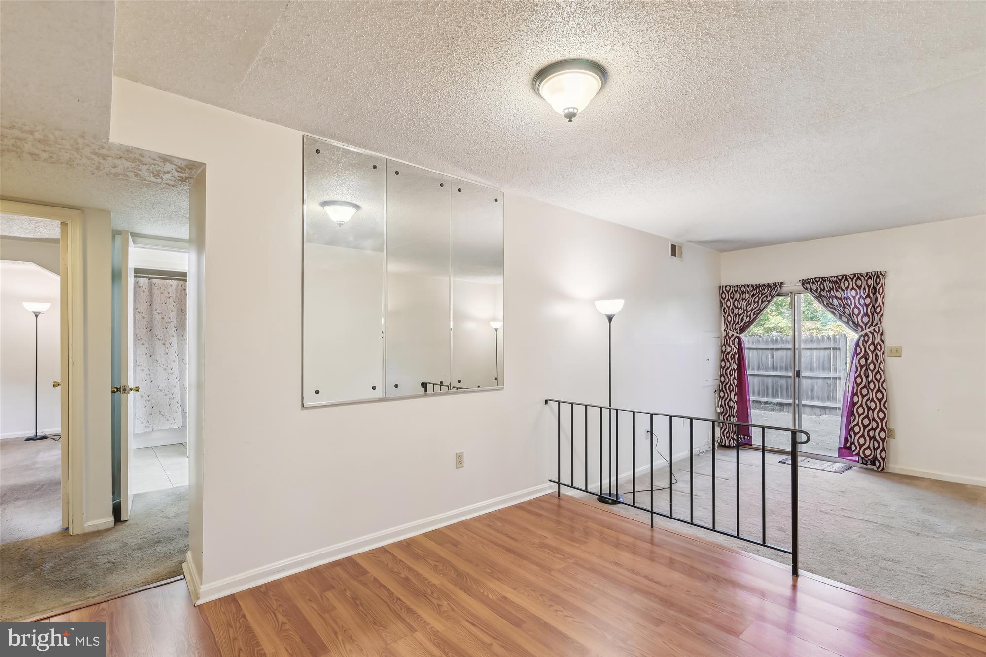 ARBORY CONDO-PHASE 3> - Residential