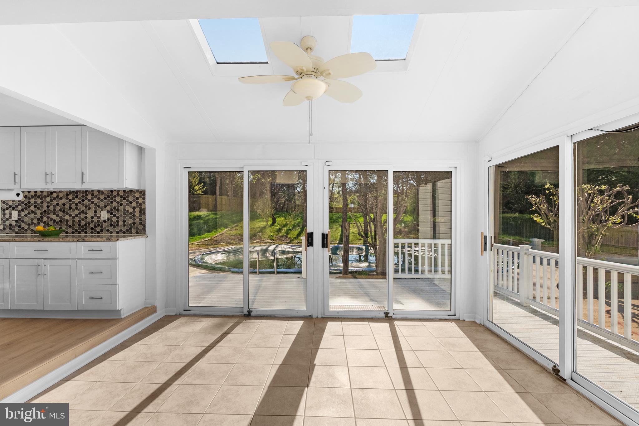 VILLAGE OF LONG REACH - Residential