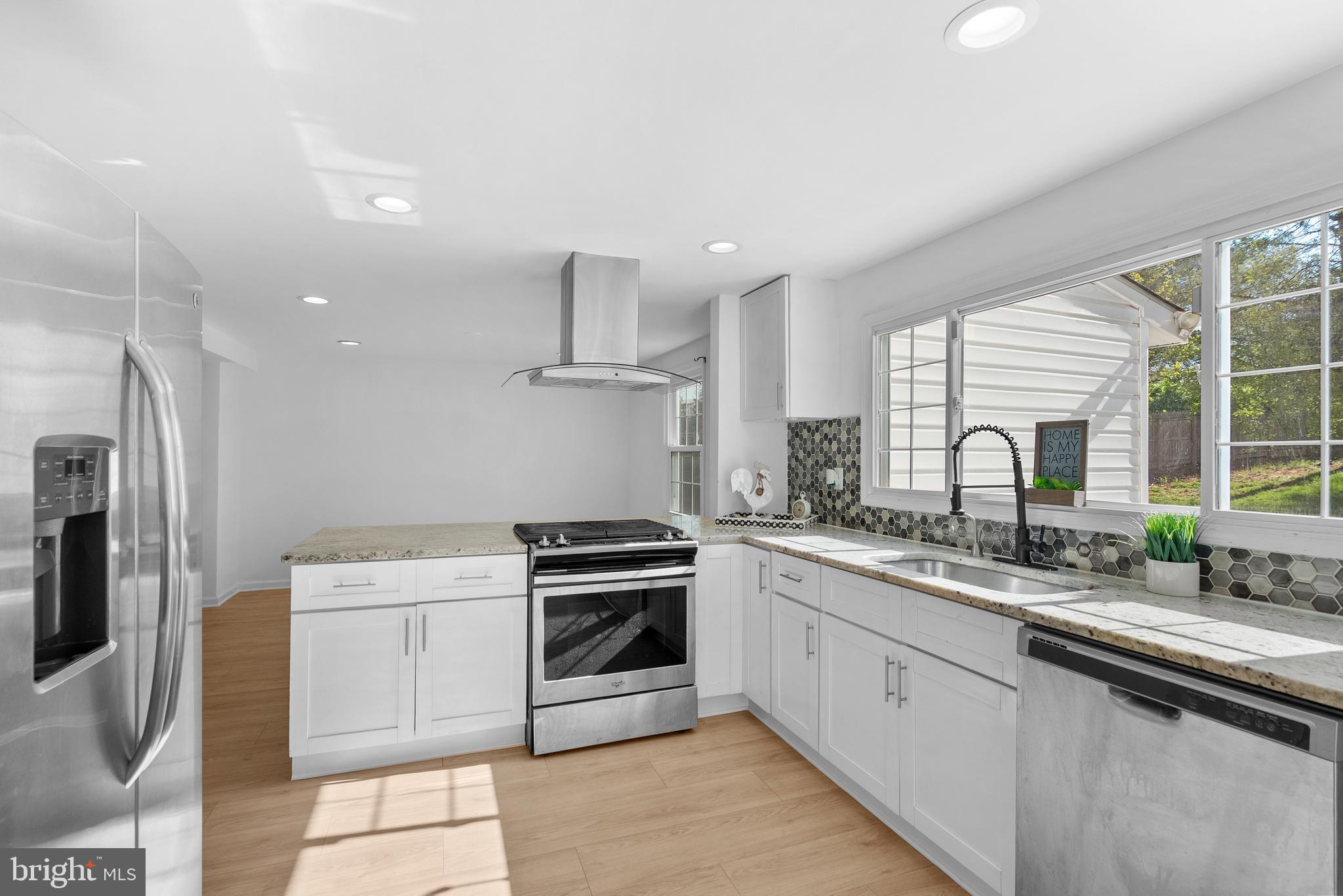 VILLAGE OF LONG REACH - Residential