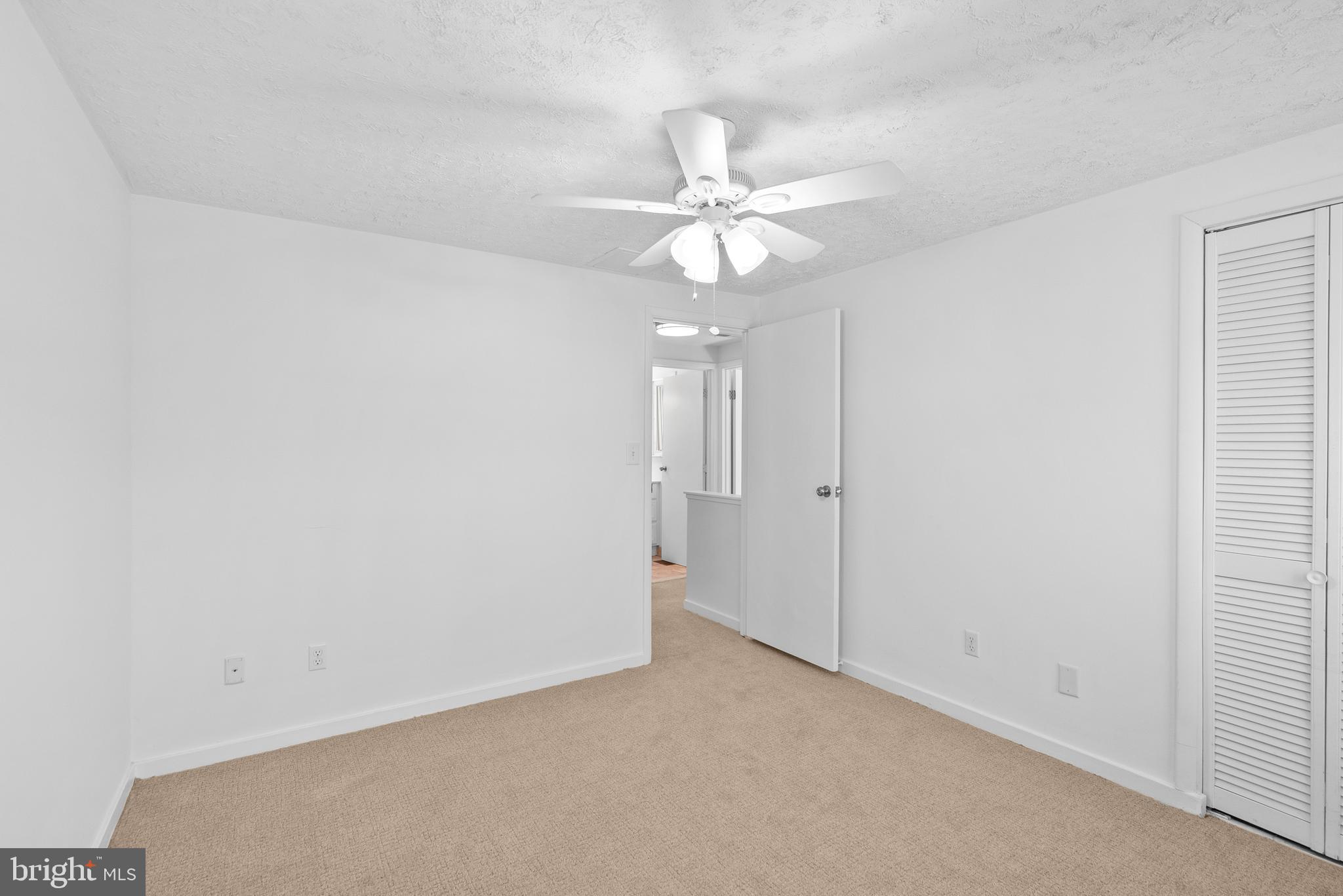 VILLAGE OF LONG REACH - Residential