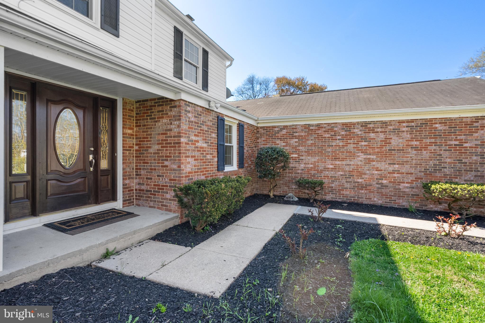 VILLAGE OF LONG REACH - Residential