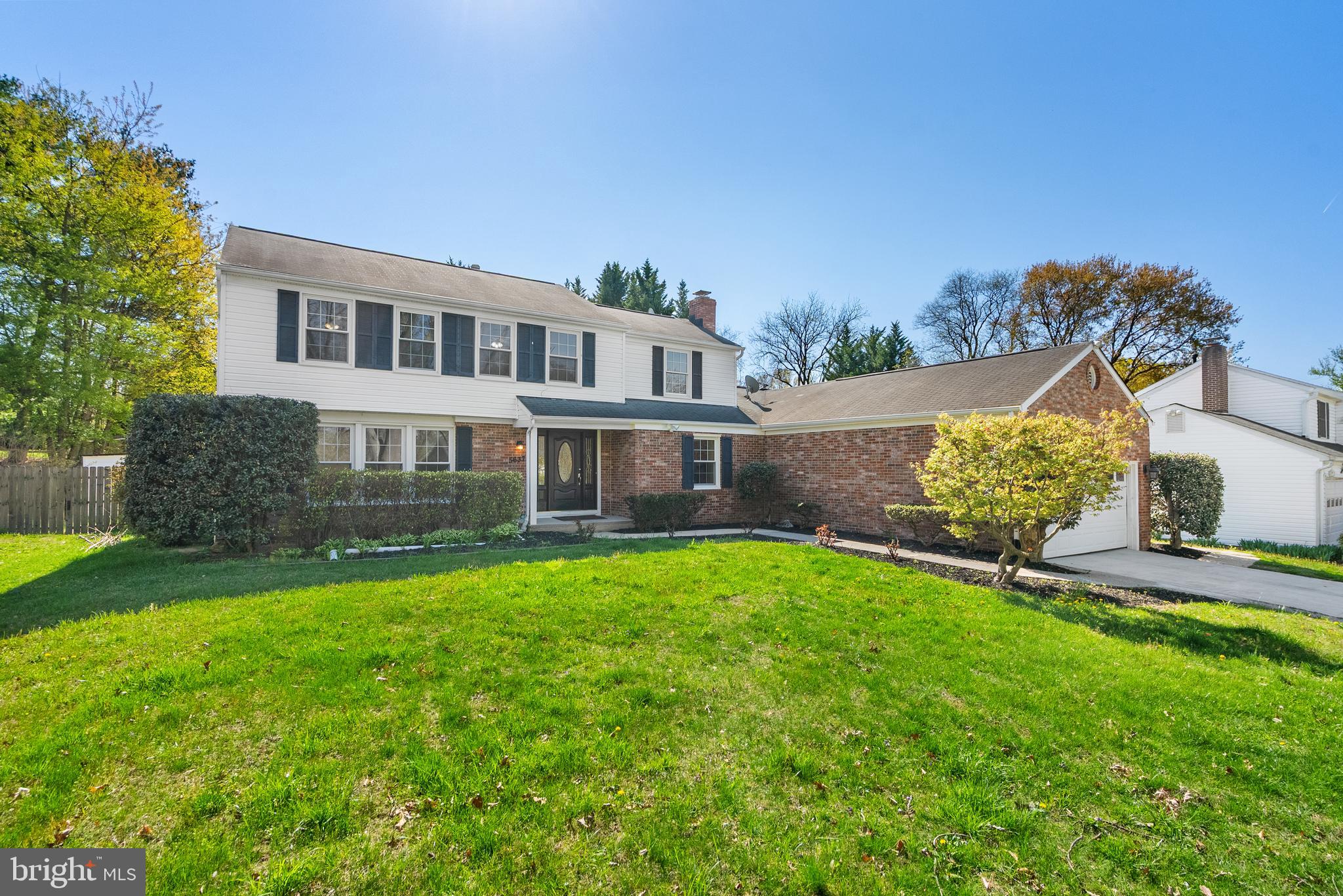 VILLAGE OF LONG REACH - Residential