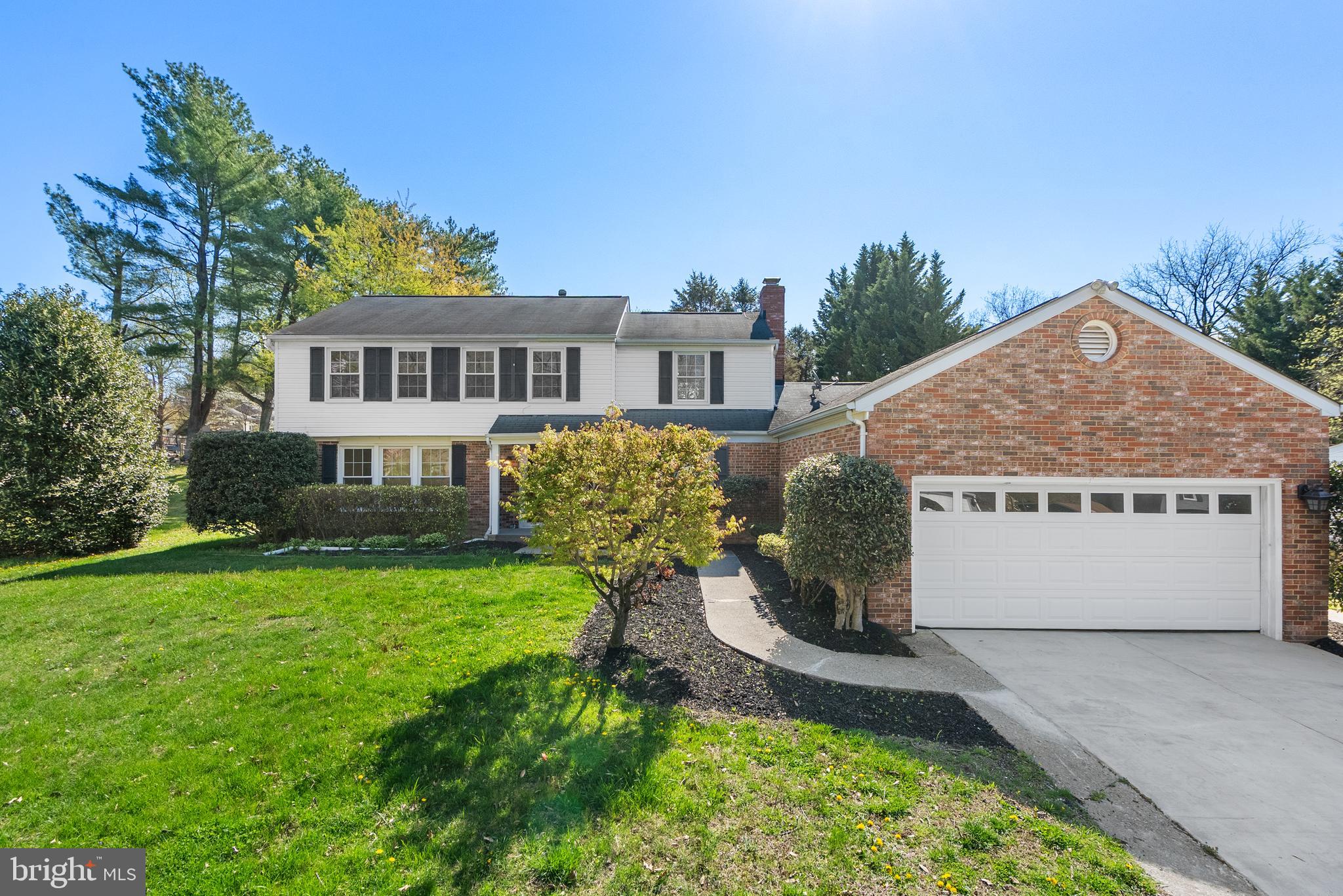 VILLAGE OF LONG REACH - Residential