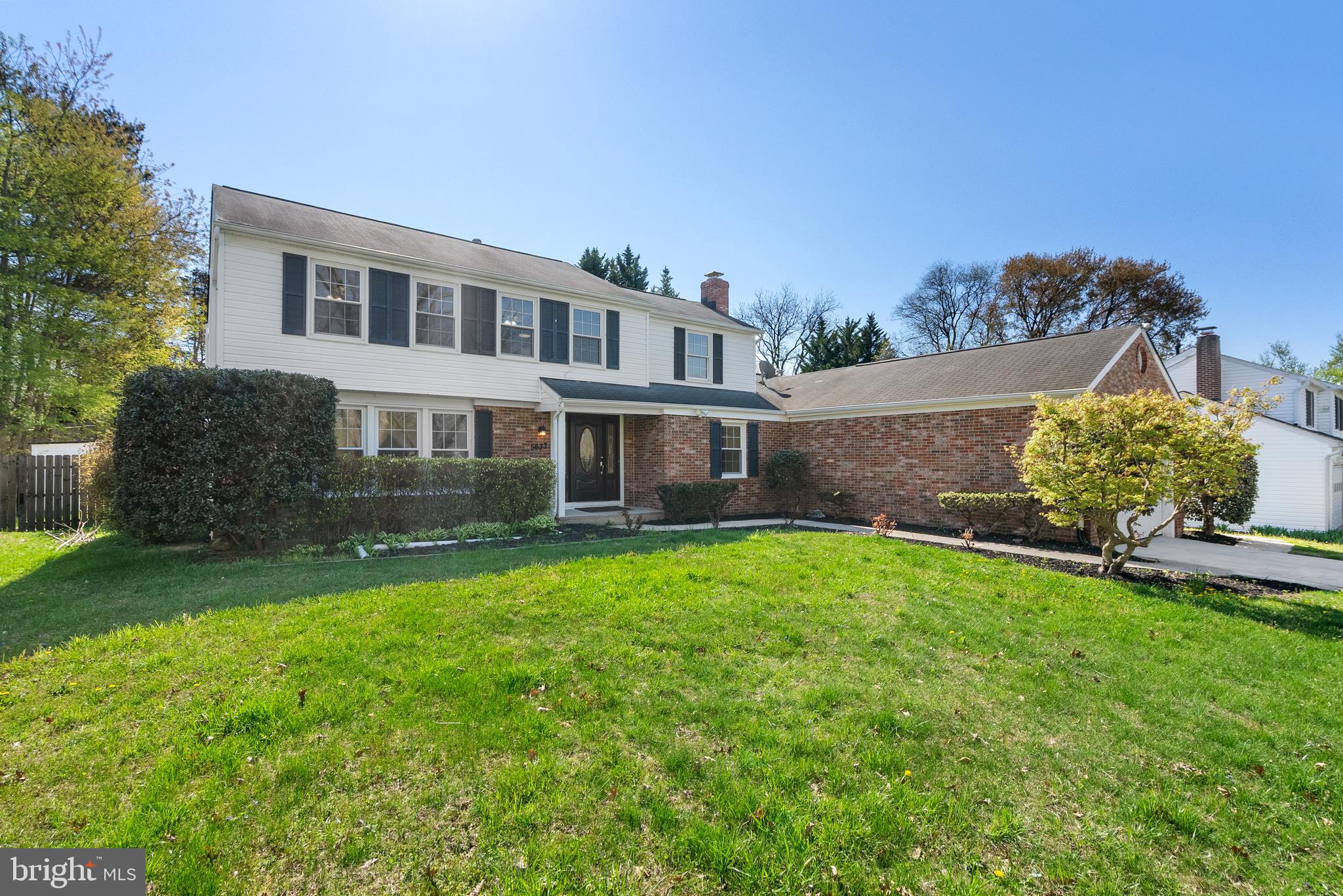 VILLAGE OF LONG REACH - Residential