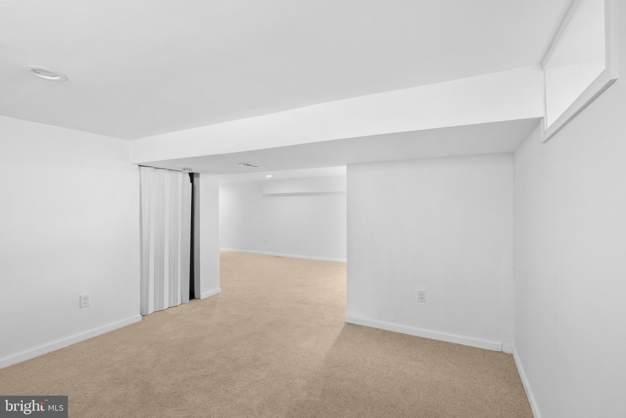 VILLAGE OF LONG REACH - Residential