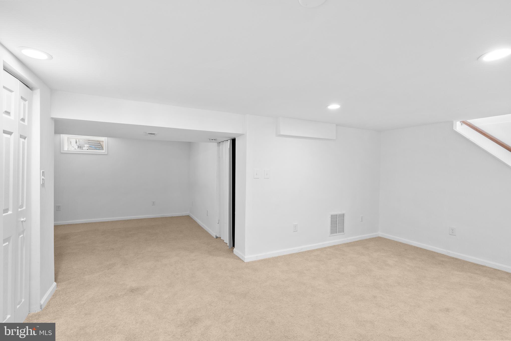 VILLAGE OF LONG REACH - Residential