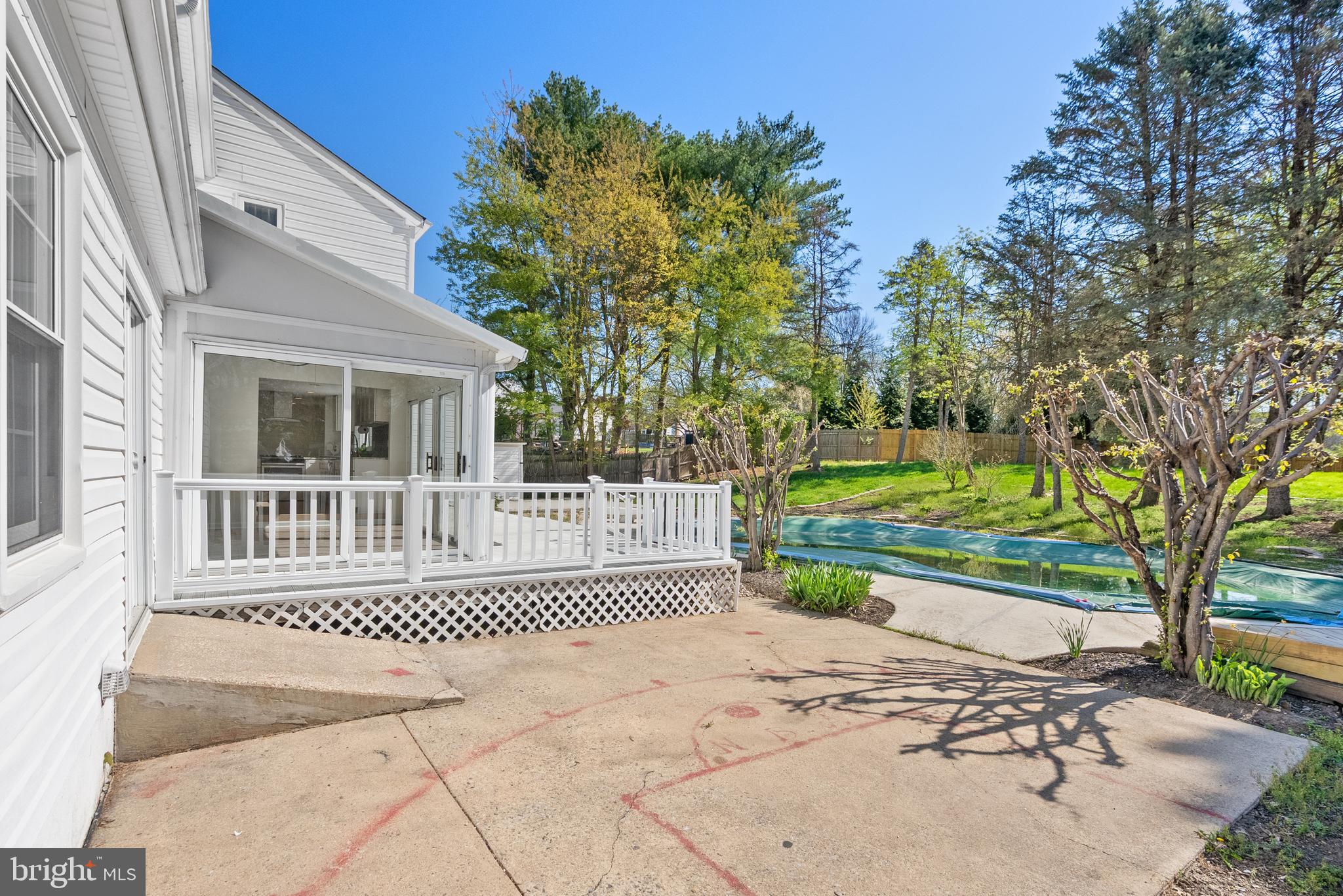 VILLAGE OF LONG REACH - Residential