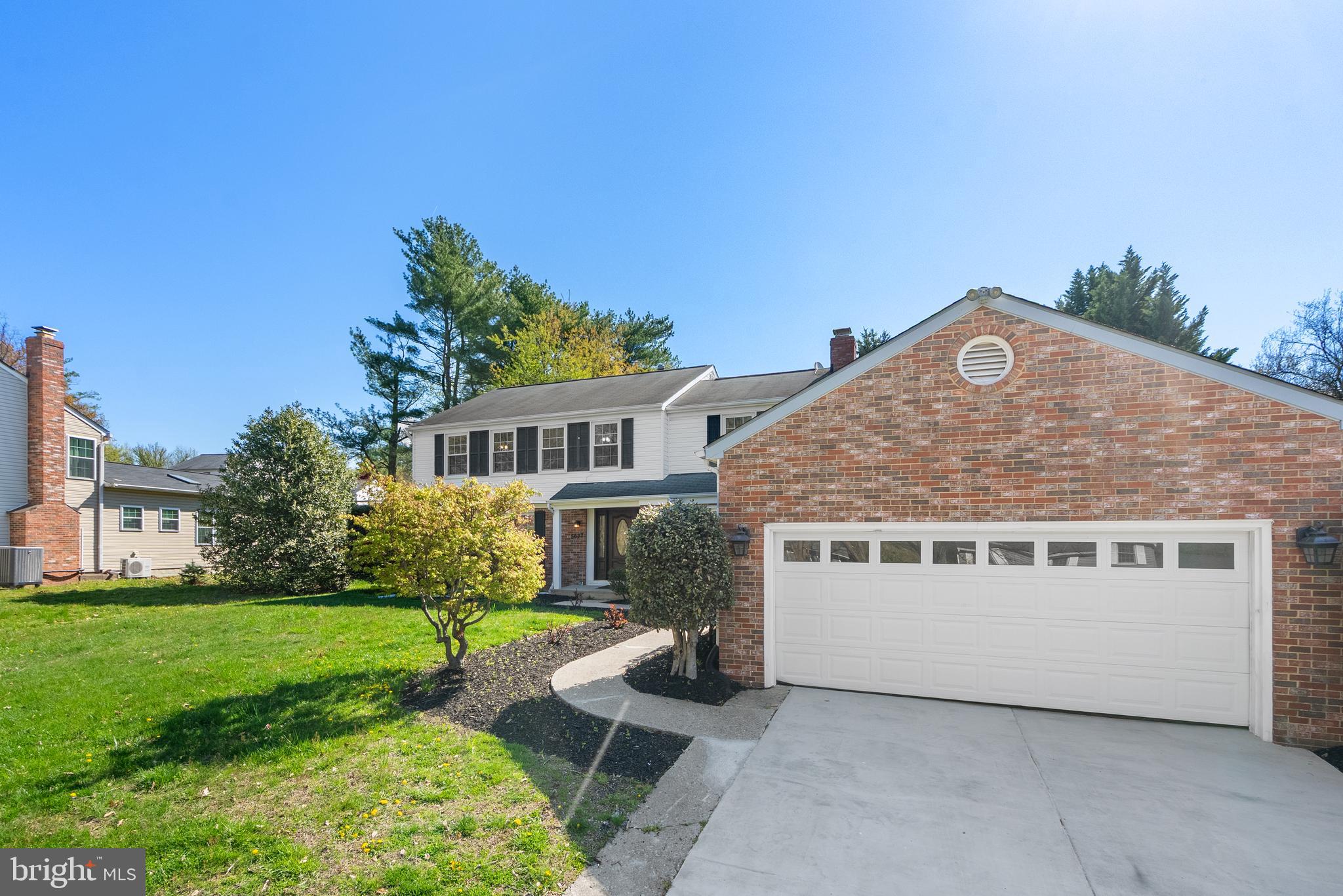 VILLAGE OF LONG REACH - Residential