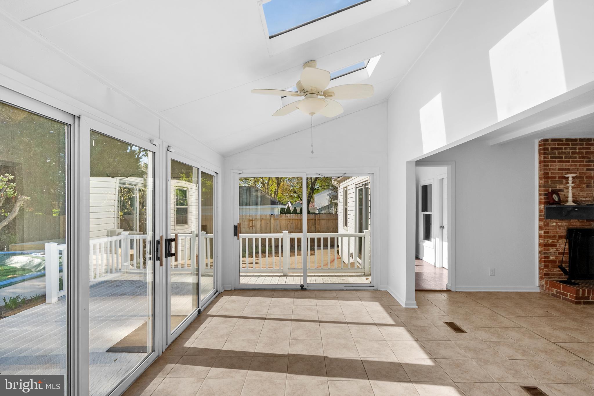 VILLAGE OF LONG REACH - Residential