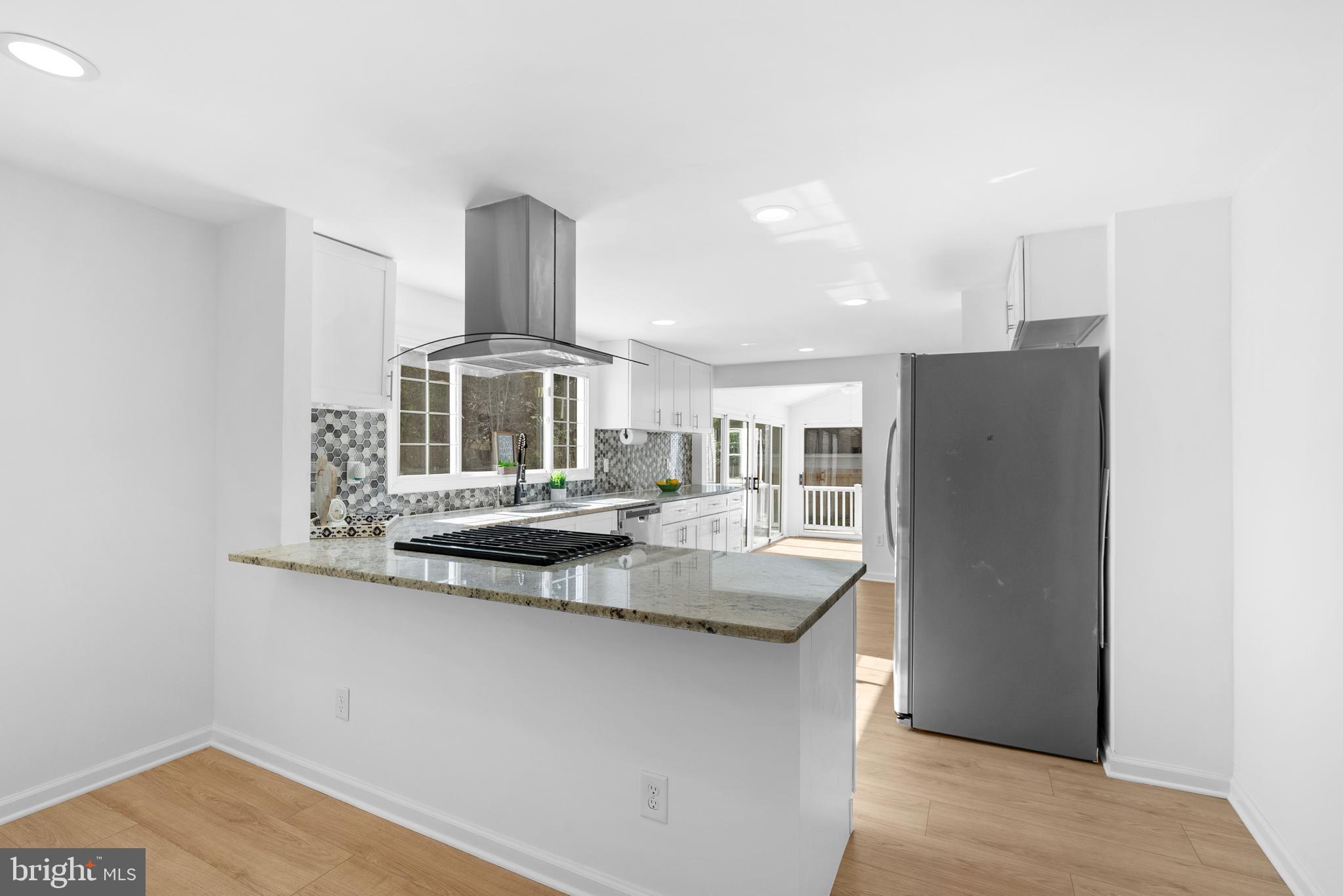 VILLAGE OF LONG REACH - Residential