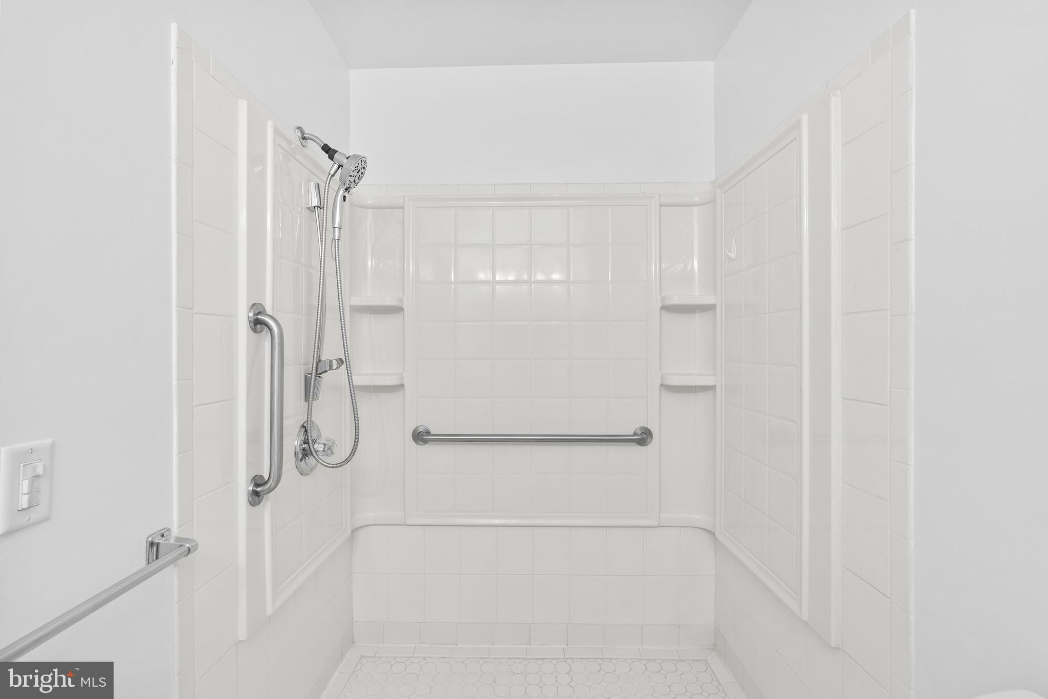 VILLAGE OF LONG REACH - Residential