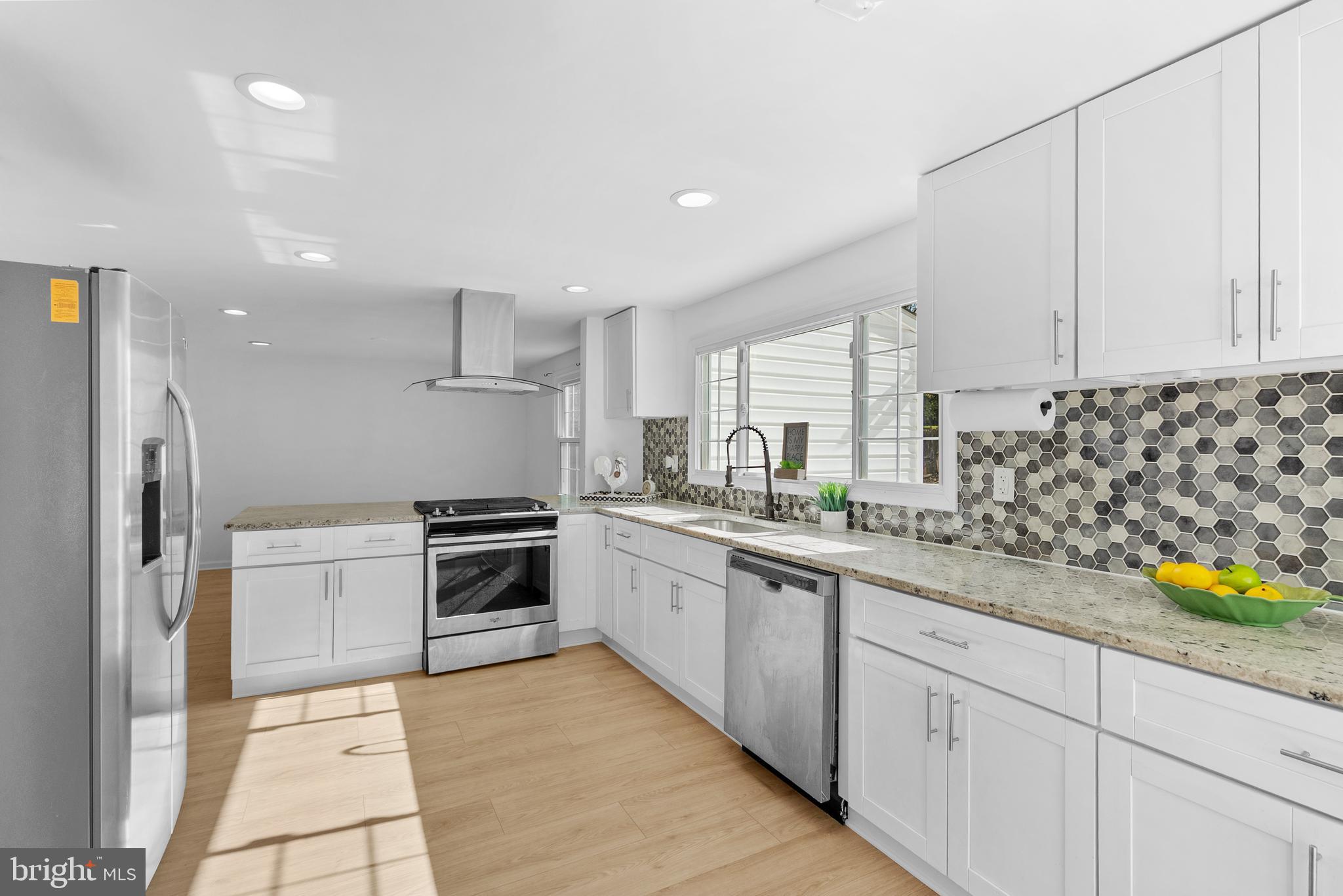 VILLAGE OF LONG REACH - Residential