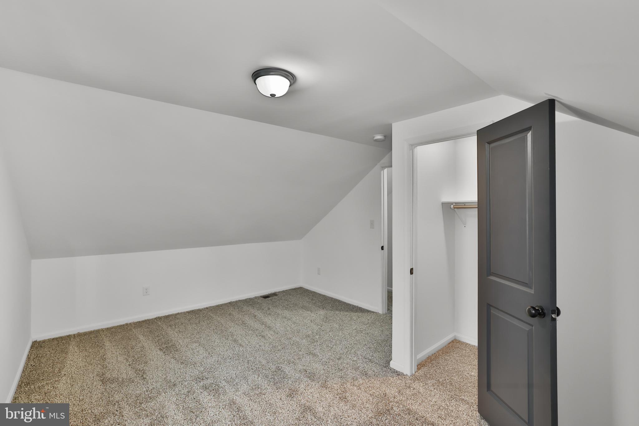 GLASSMANOR - Residential