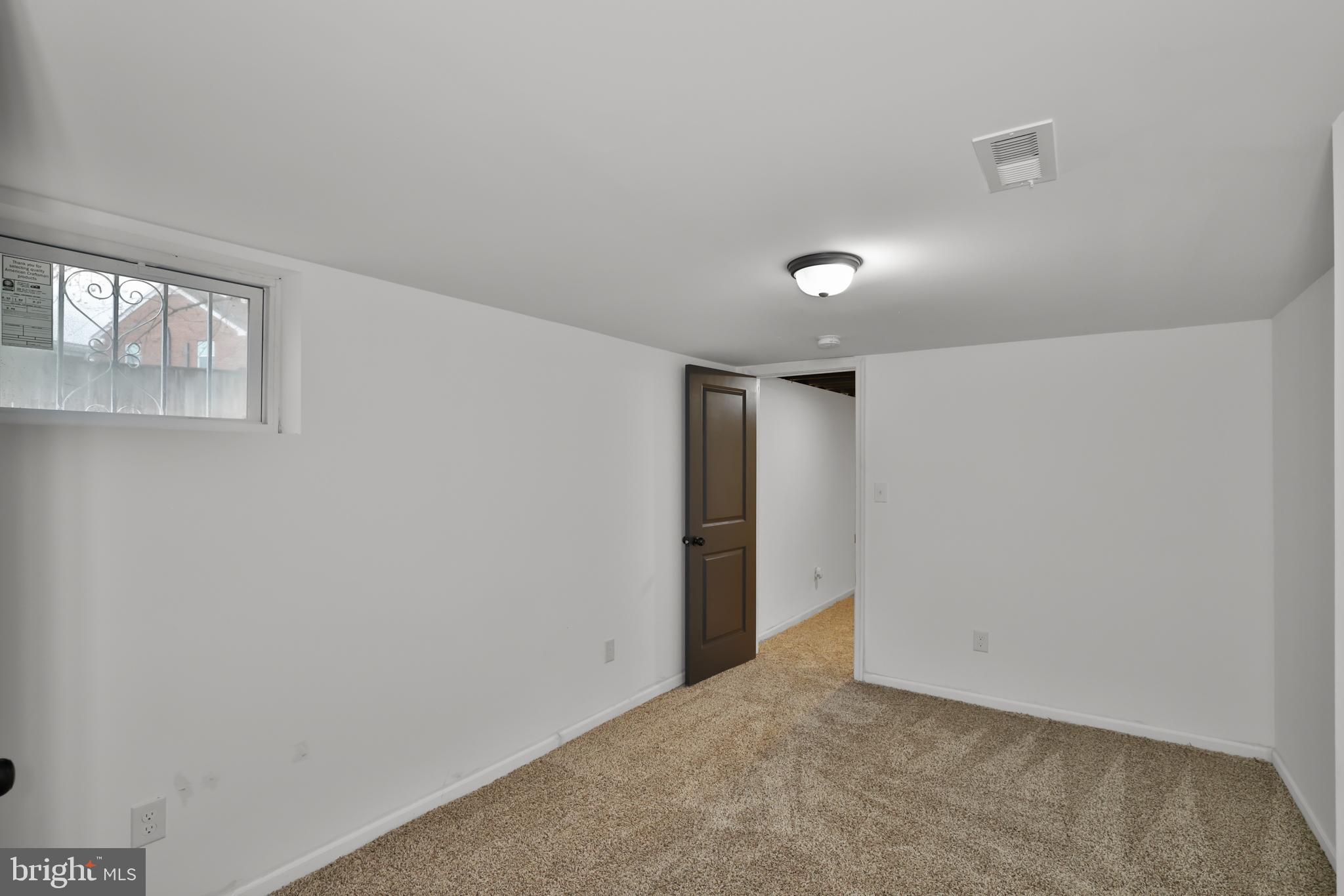 GLASSMANOR - Residential