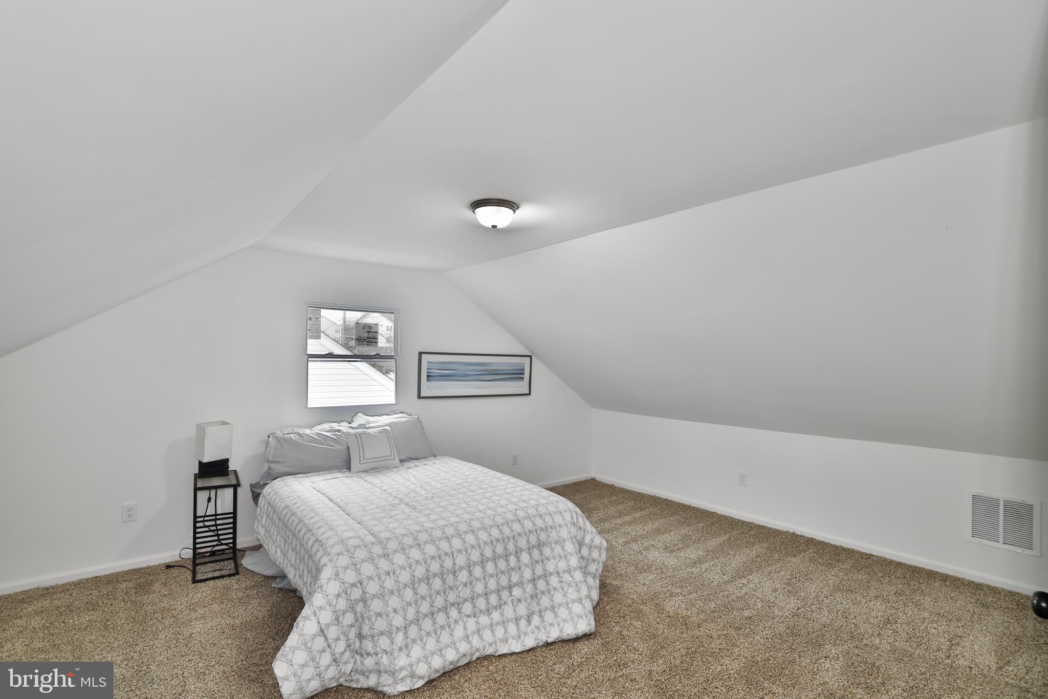 GLASSMANOR - Residential