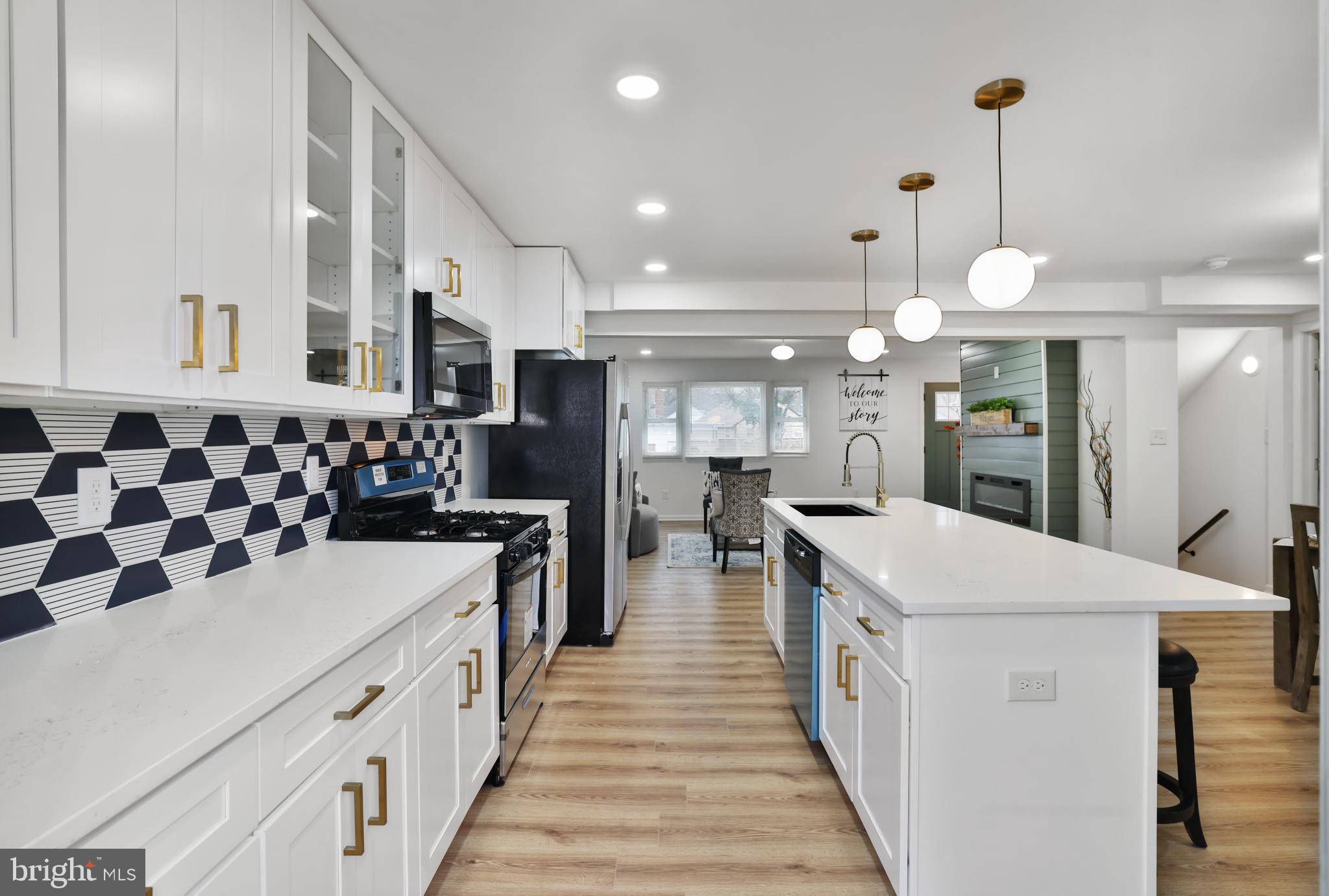 GLASSMANOR - Residential