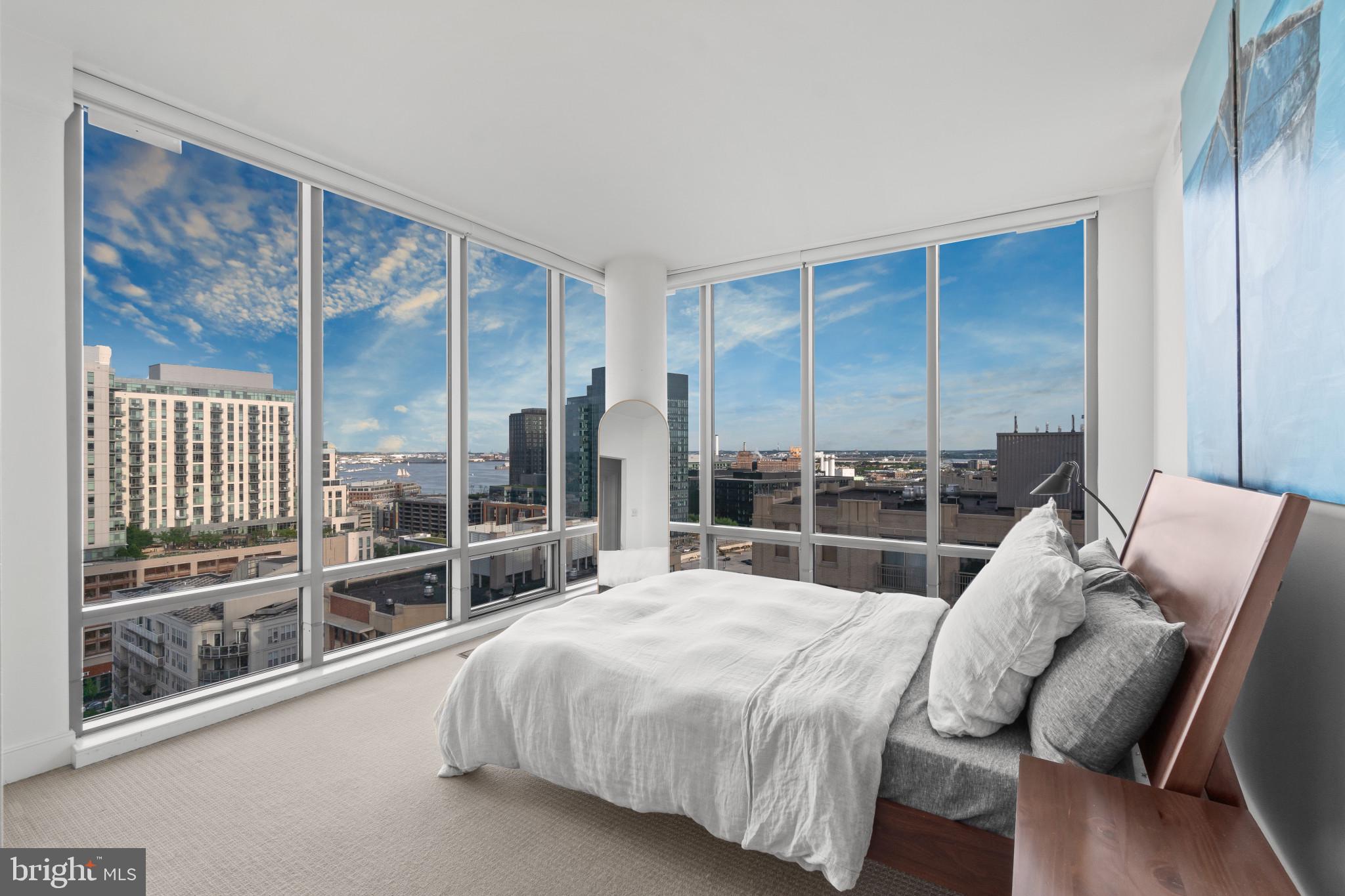 HARBOR EAST - Residential