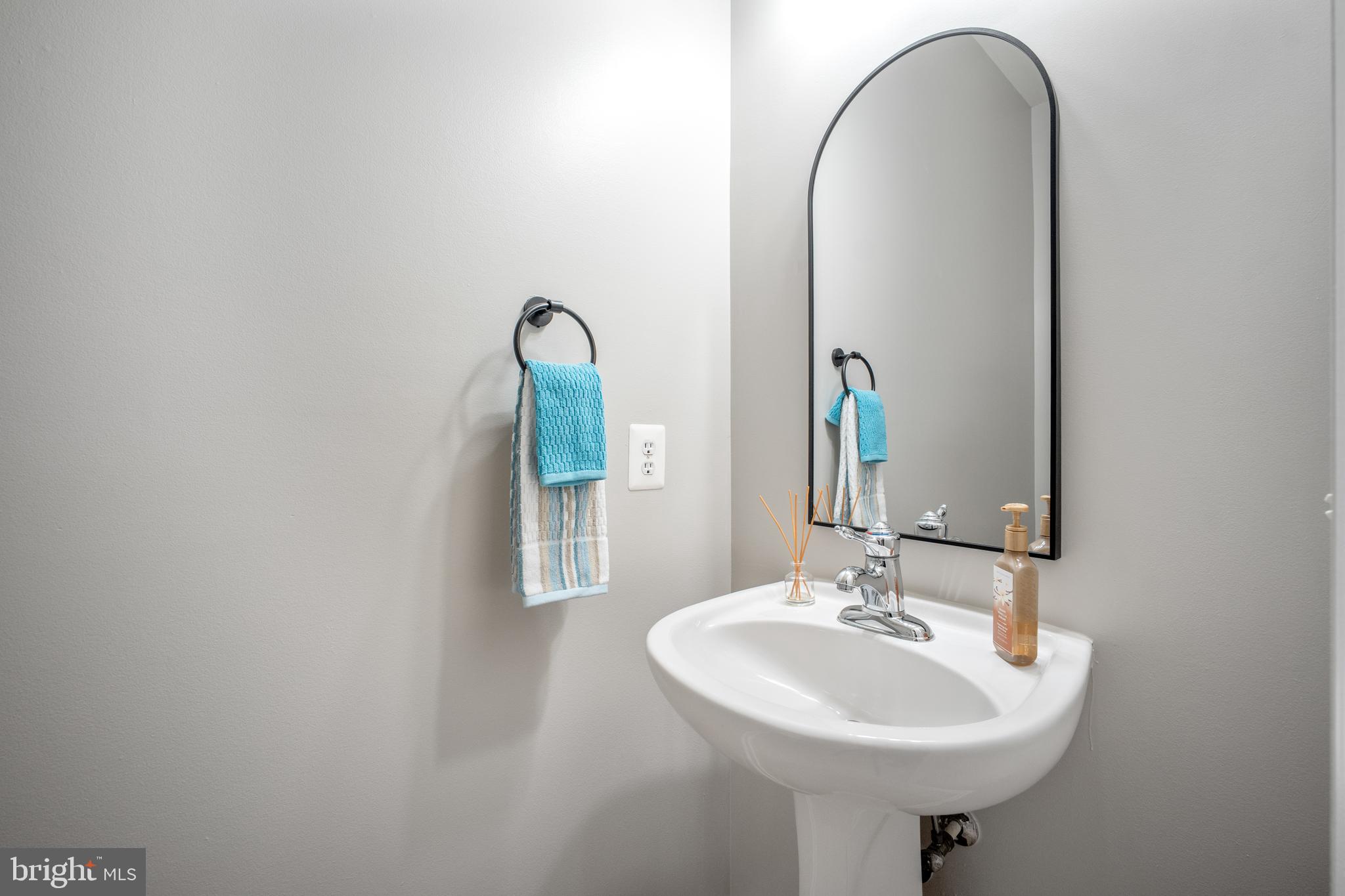 RESIDENCES AT BRAMBLETON - Residential