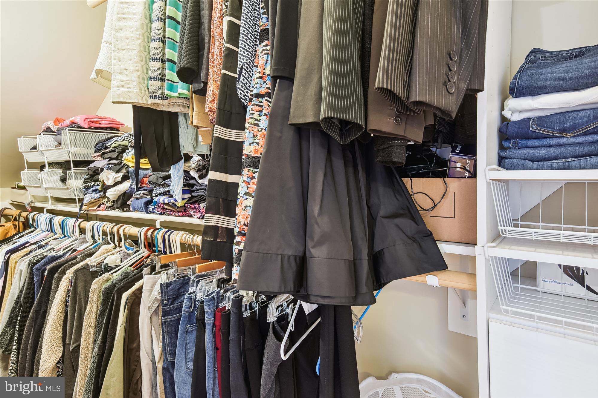 KINGCREST - Residential