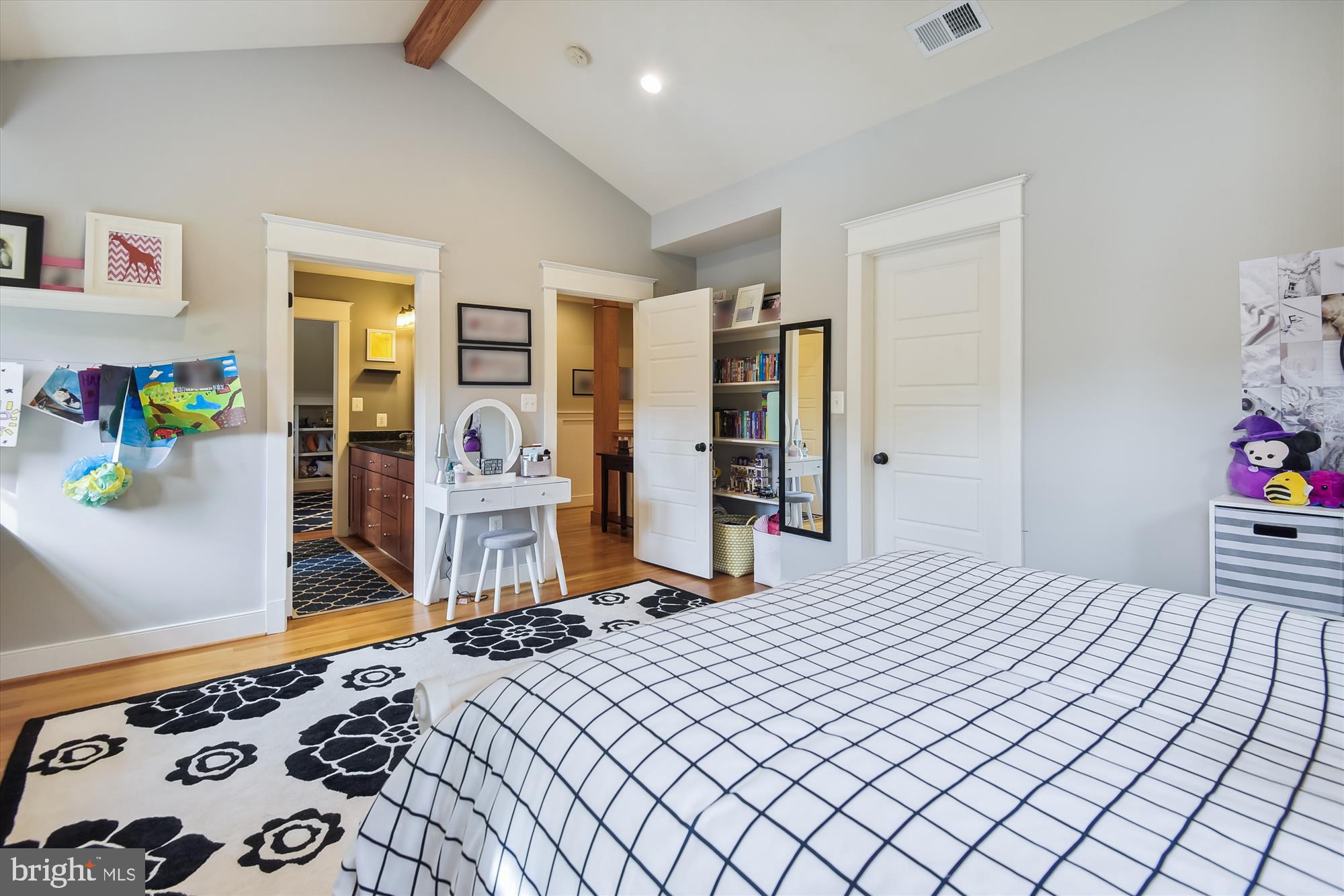 KINGCREST - Residential