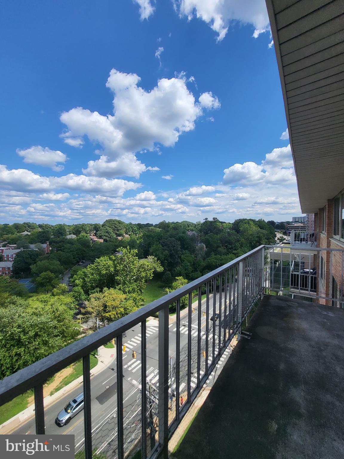 BOLLING BROOK TOWERS - Residential Lease