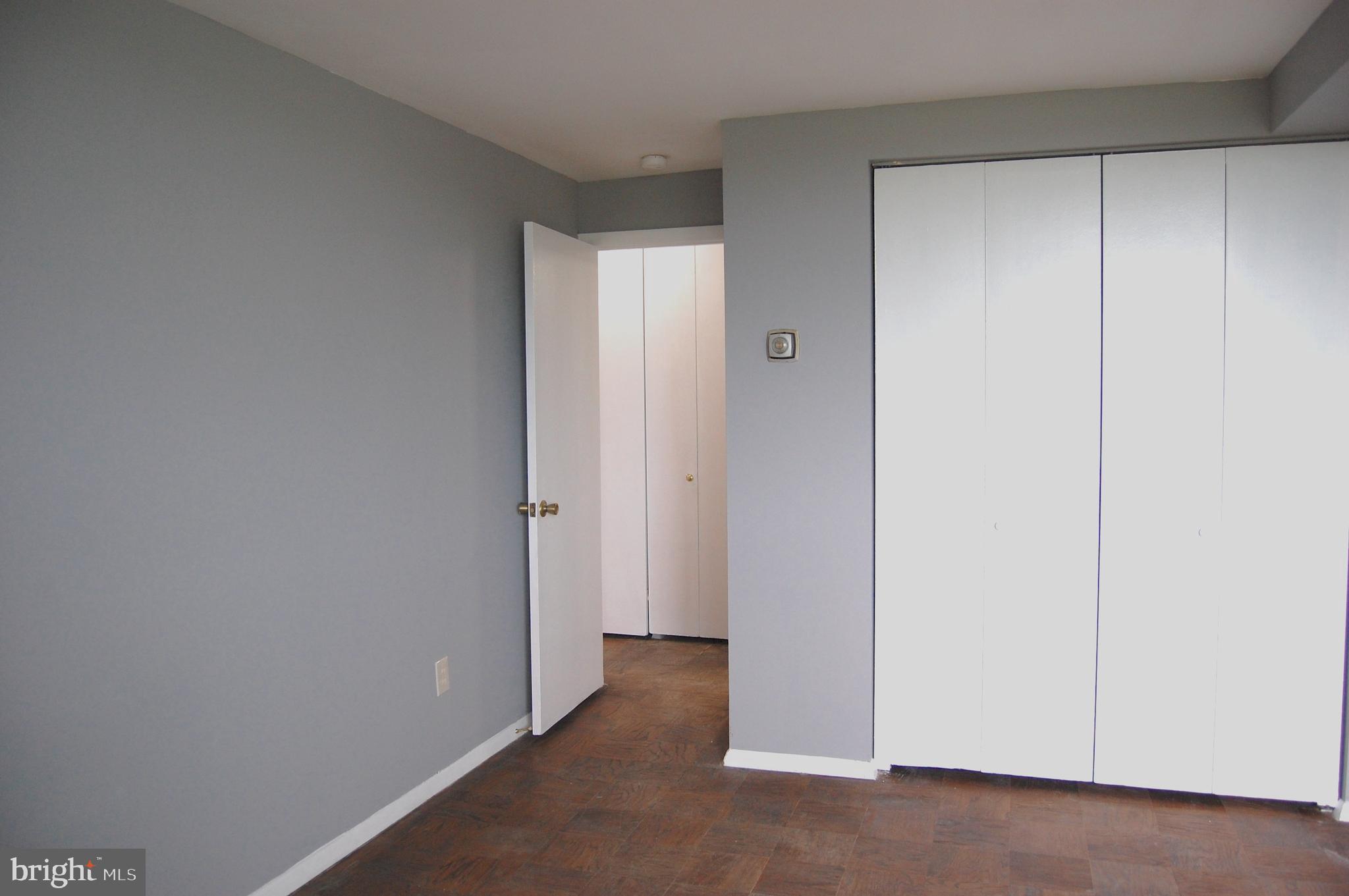 BOLLING BROOK TOWERS - Residential Lease