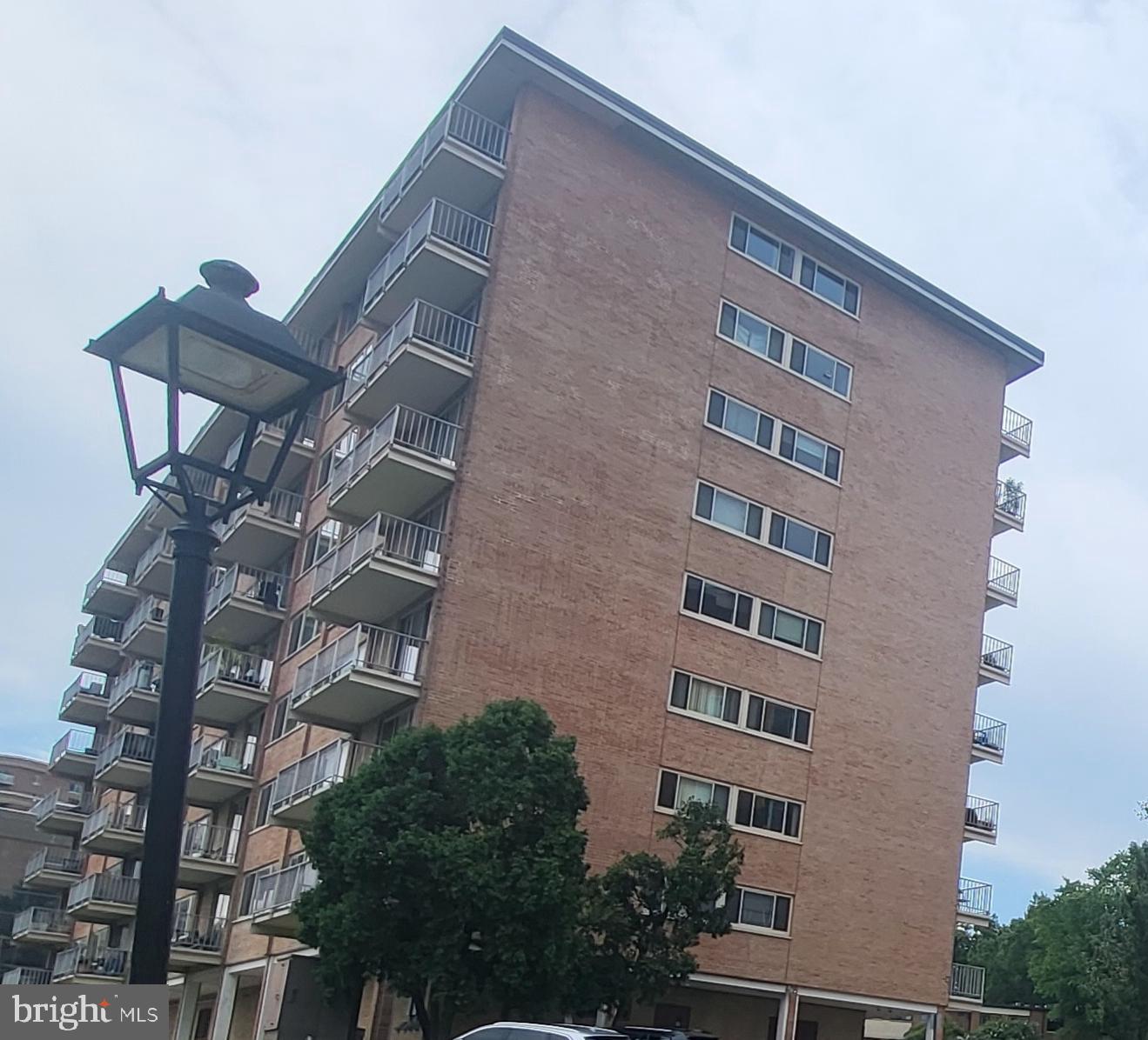 BOLLING BROOK TOWERS - Residential Lease