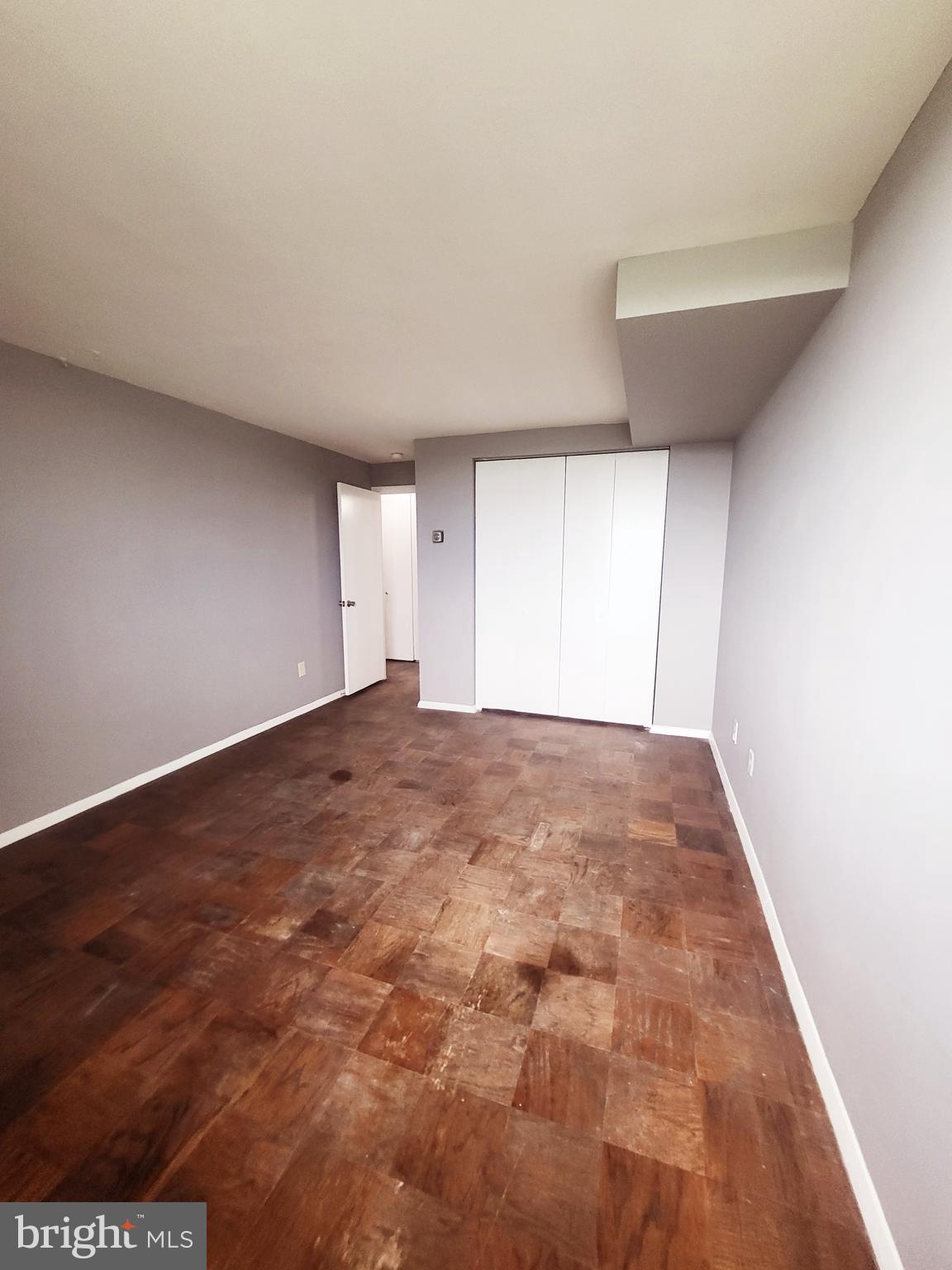 BOLLING BROOK TOWERS - Residential Lease