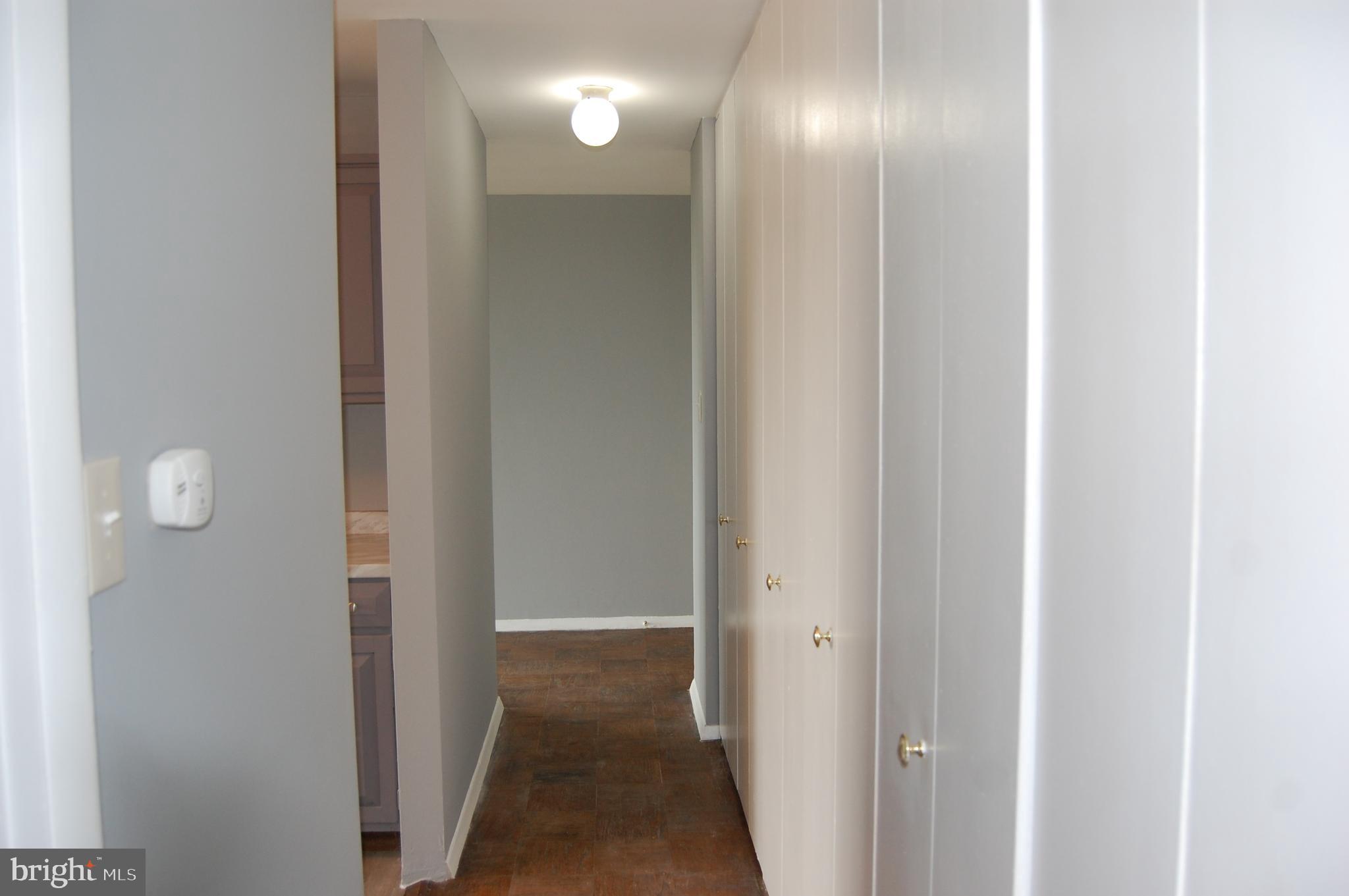 BOLLING BROOK TOWERS - Residential Lease