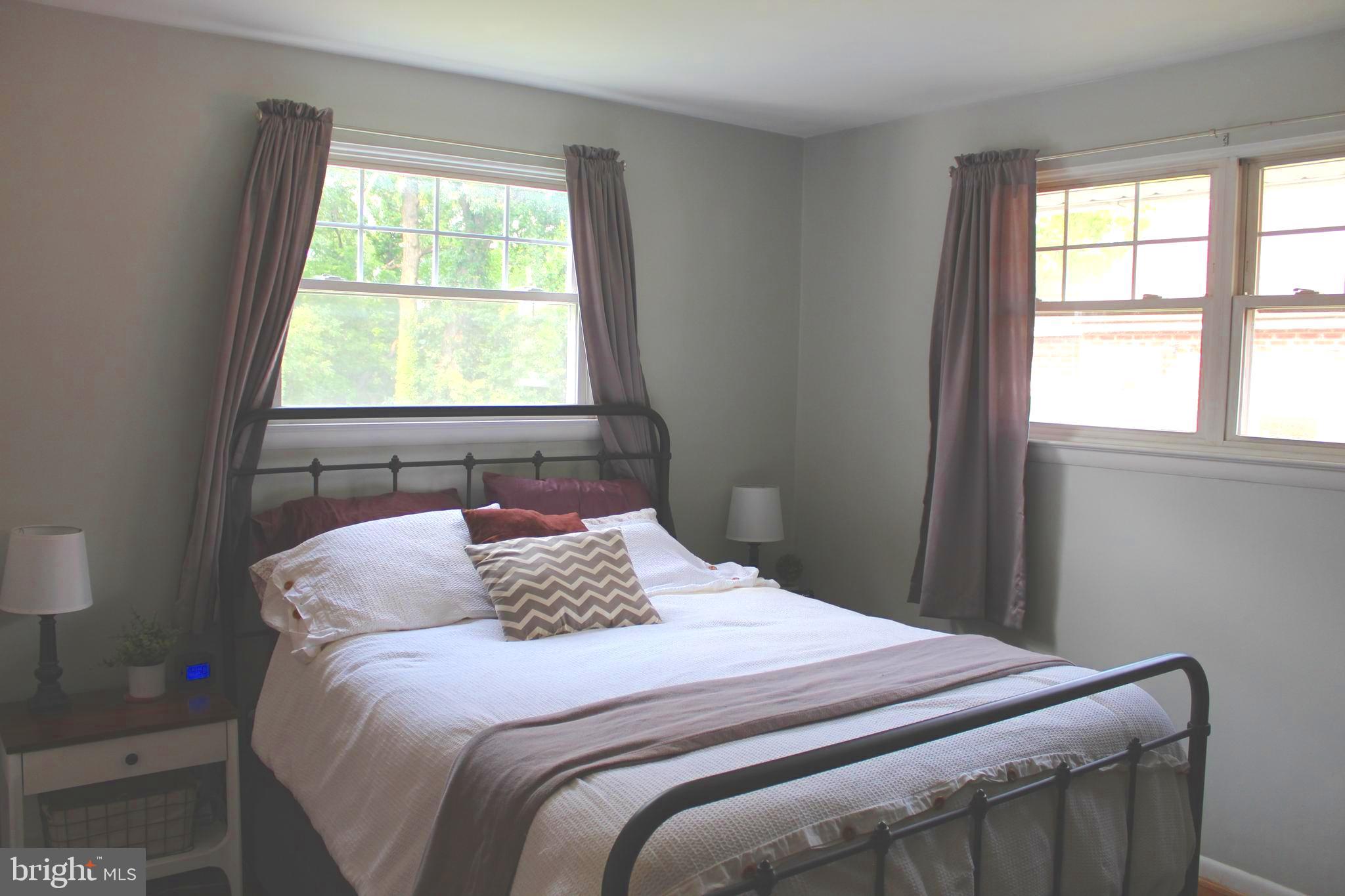 RIDGE GROVE - Residential