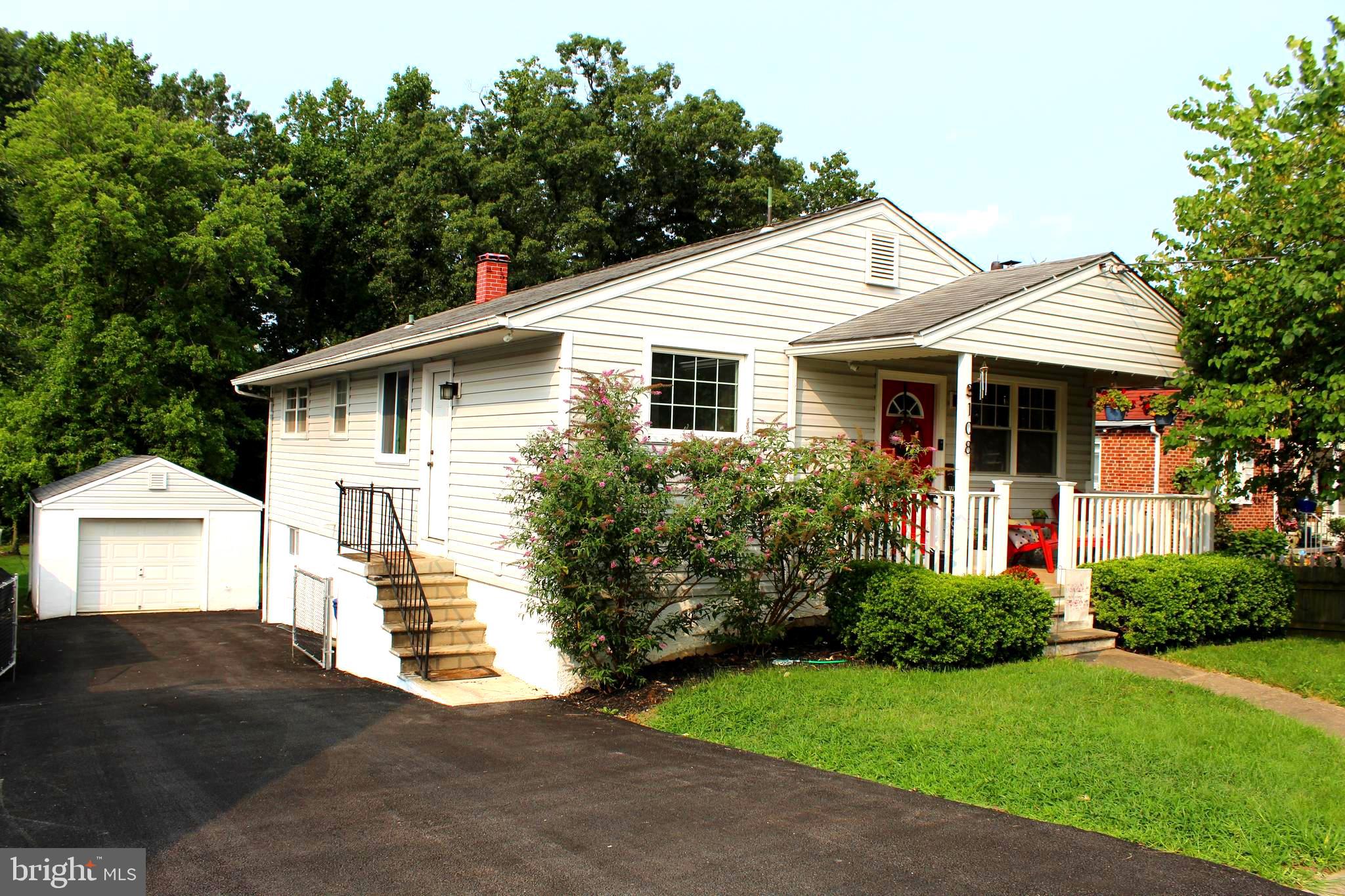 RIDGE GROVE - Residential