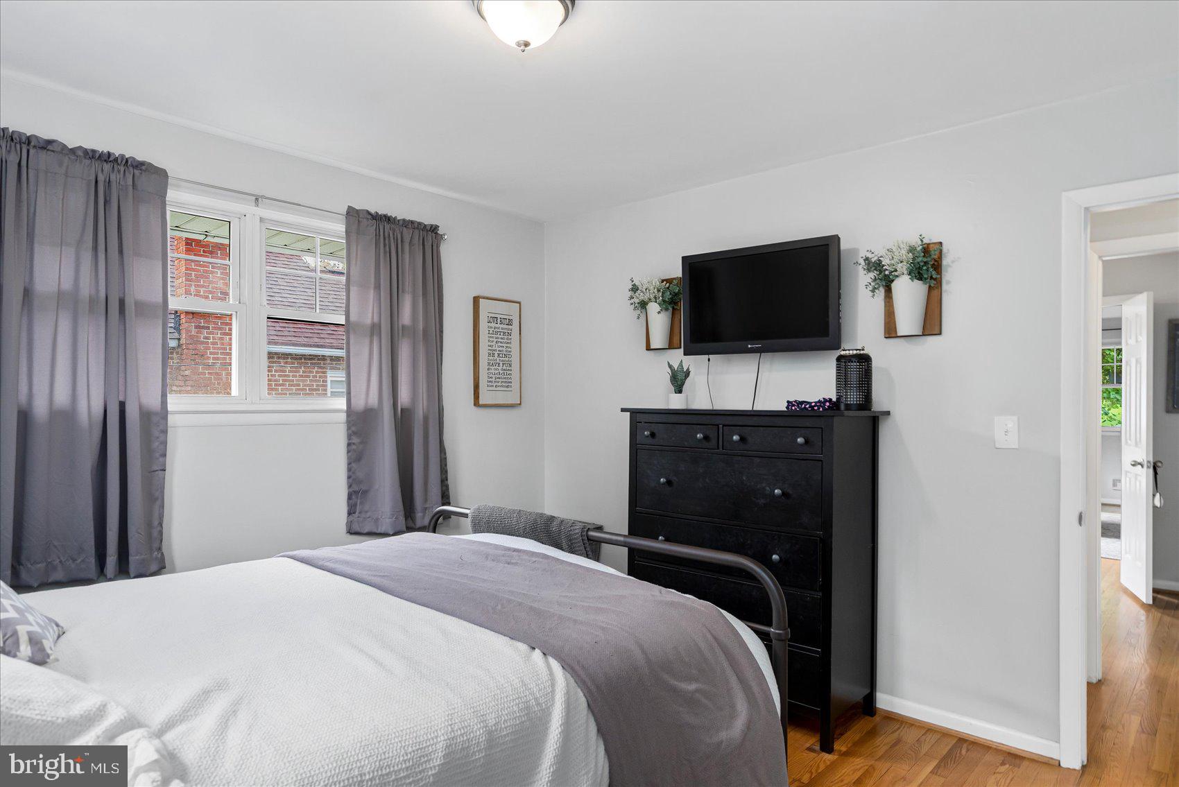 RIDGE GROVE - Residential