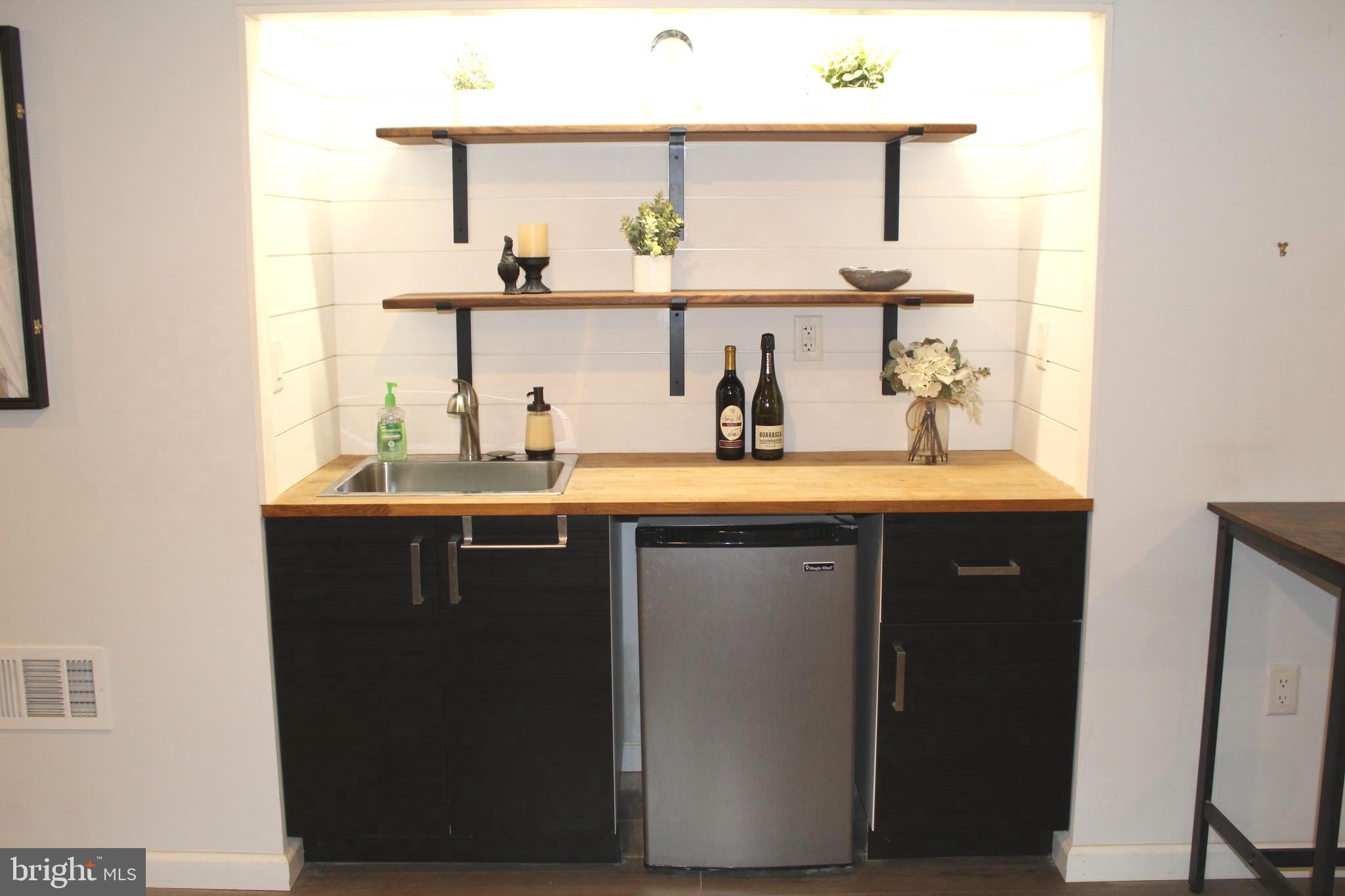 RIDGE GROVE - Residential