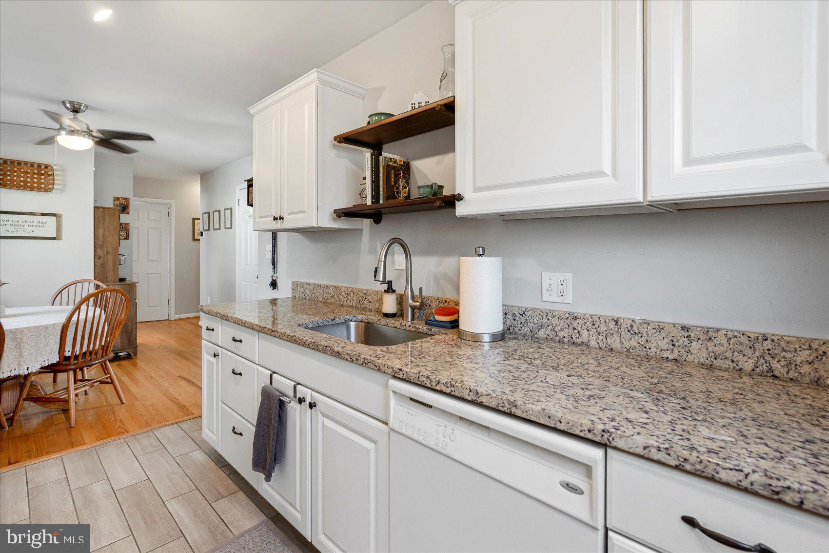 RIDGE GROVE - Residential