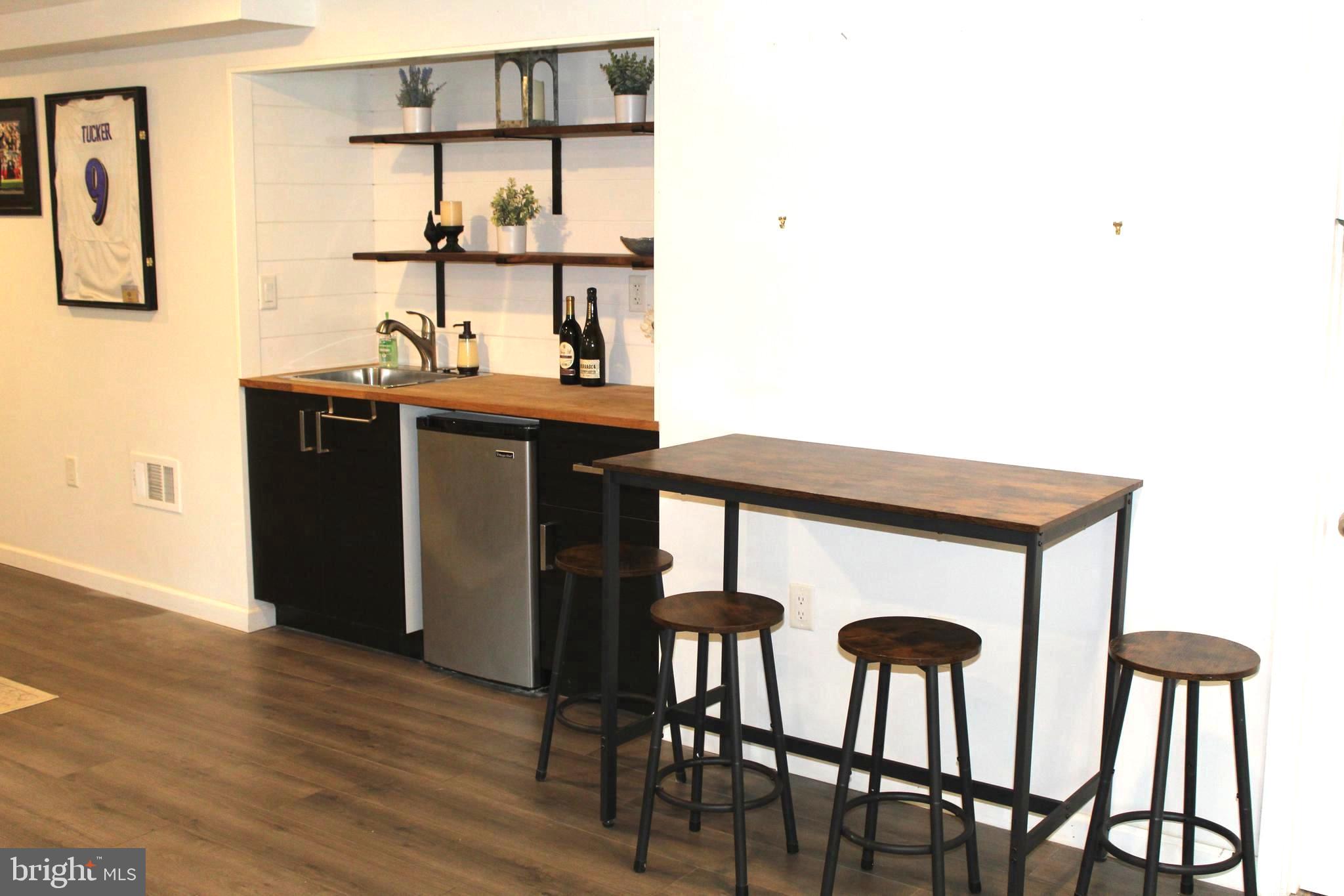 RIDGE GROVE - Residential