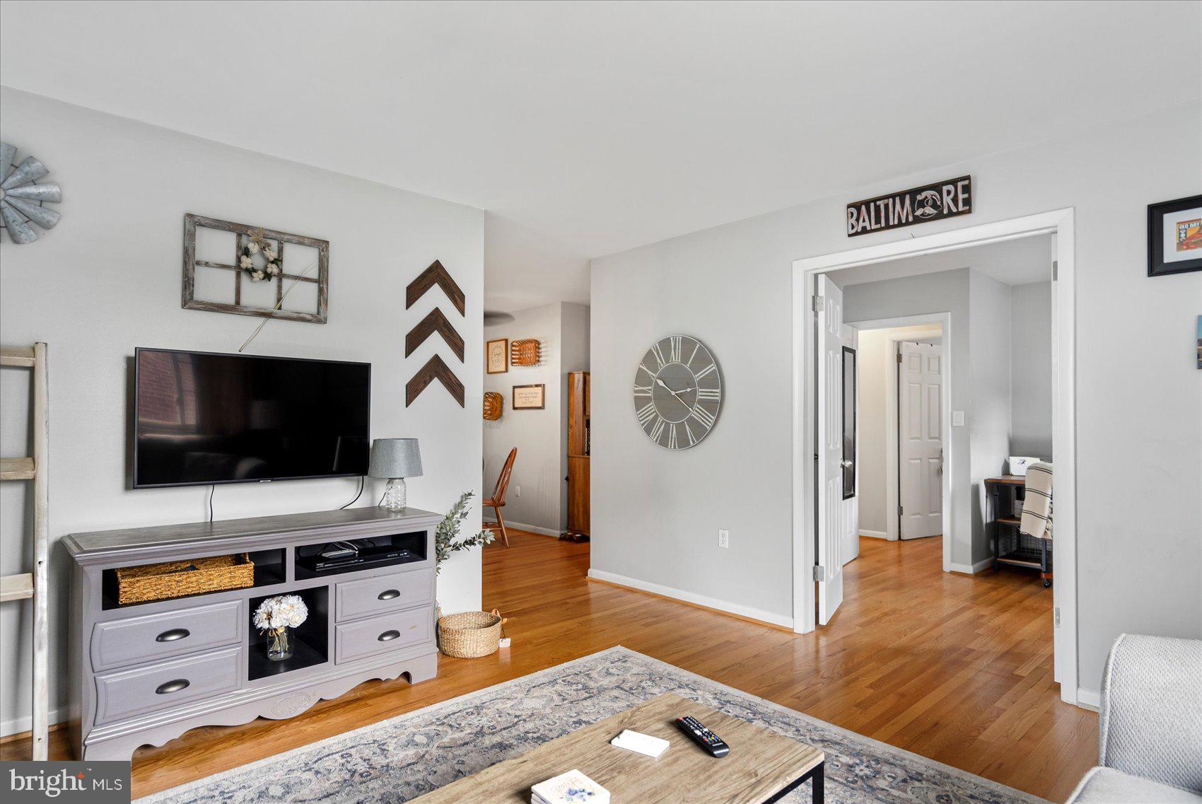 RIDGE GROVE - Residential