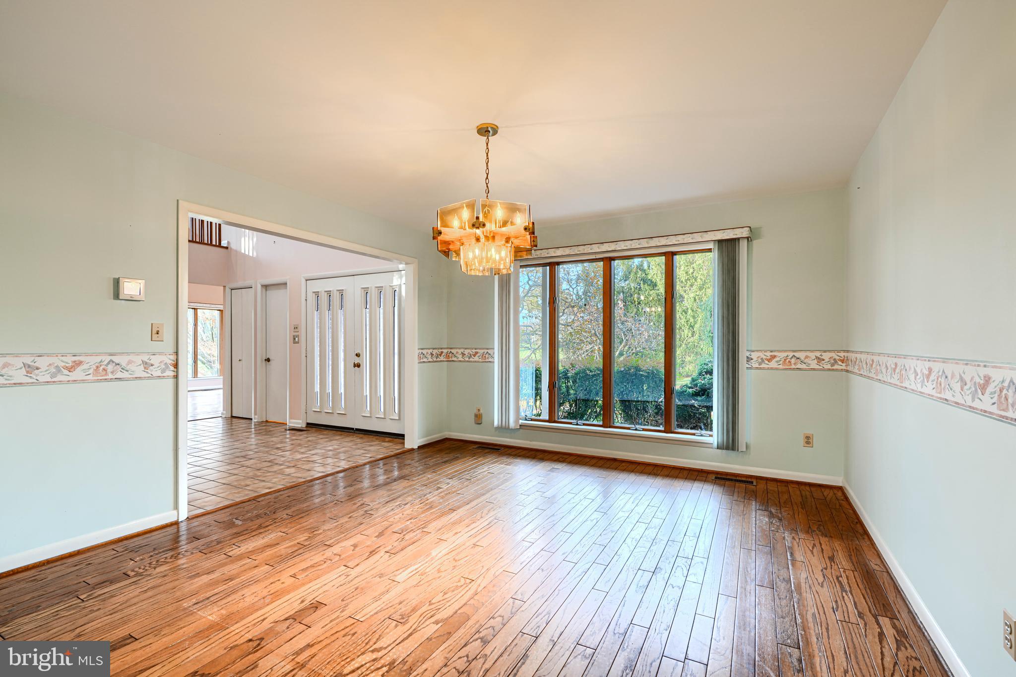 PRIESTFORD HILLS - Residential