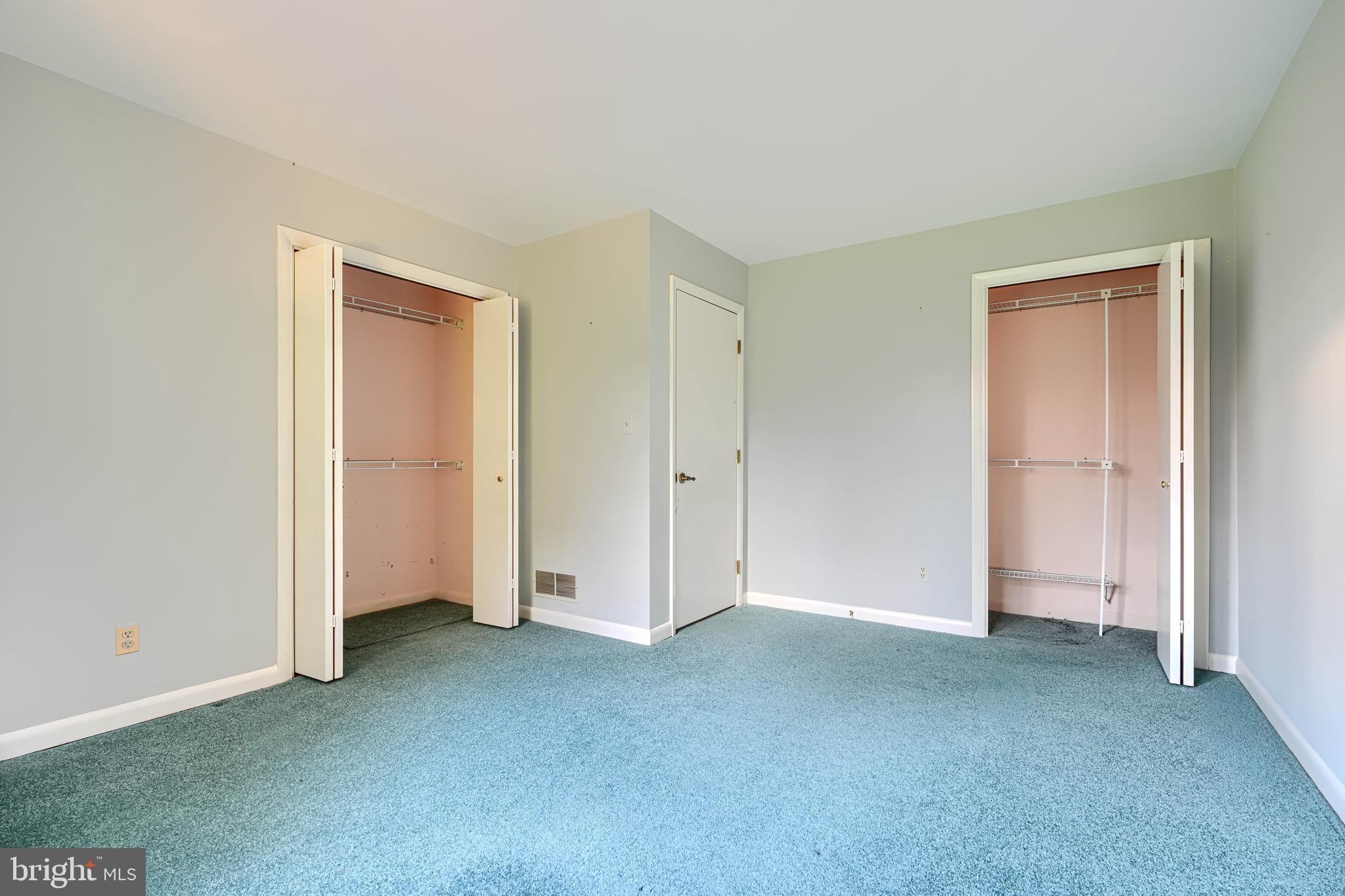 PRIESTFORD HILLS - Residential