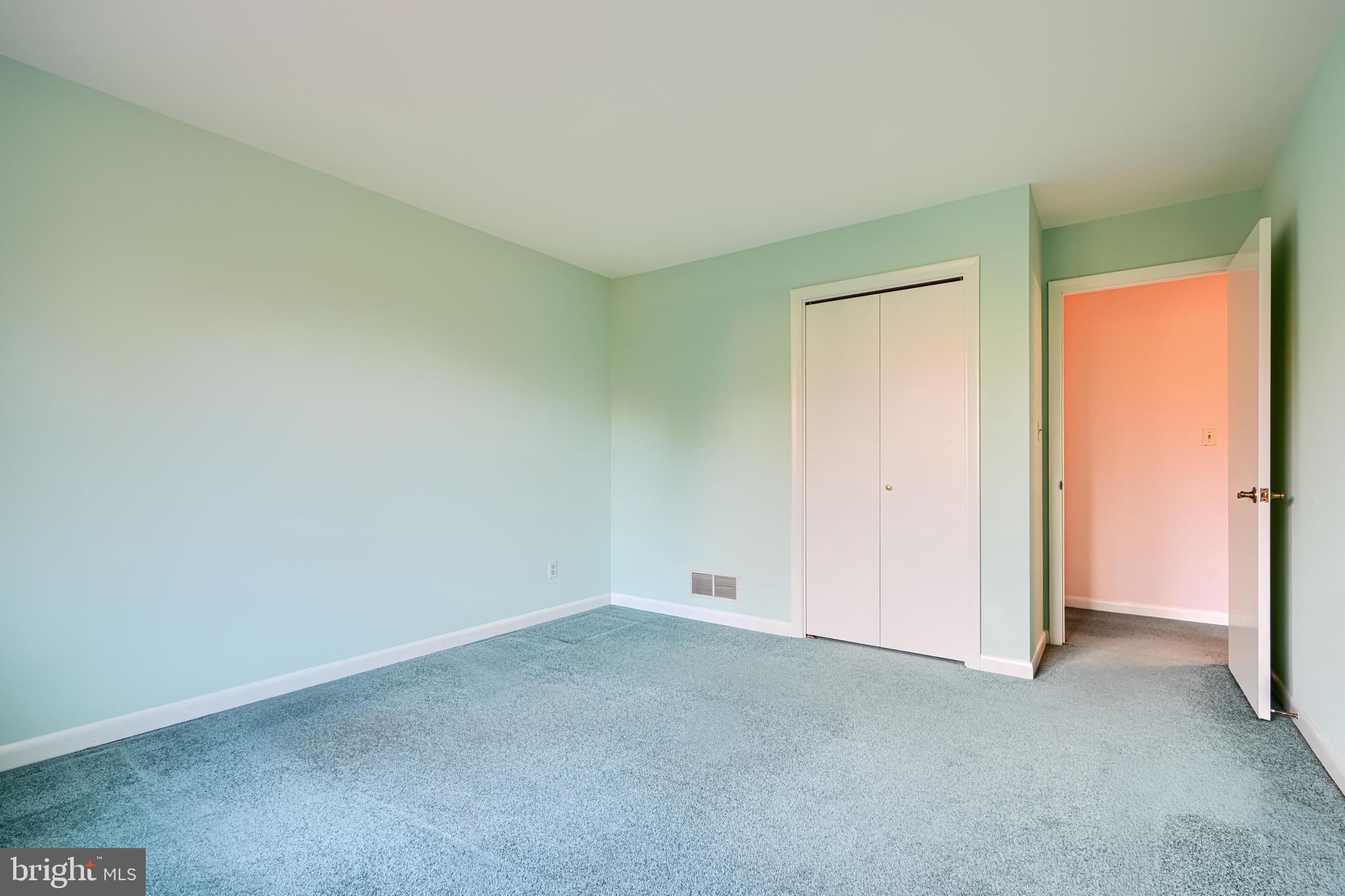 PRIESTFORD HILLS - Residential