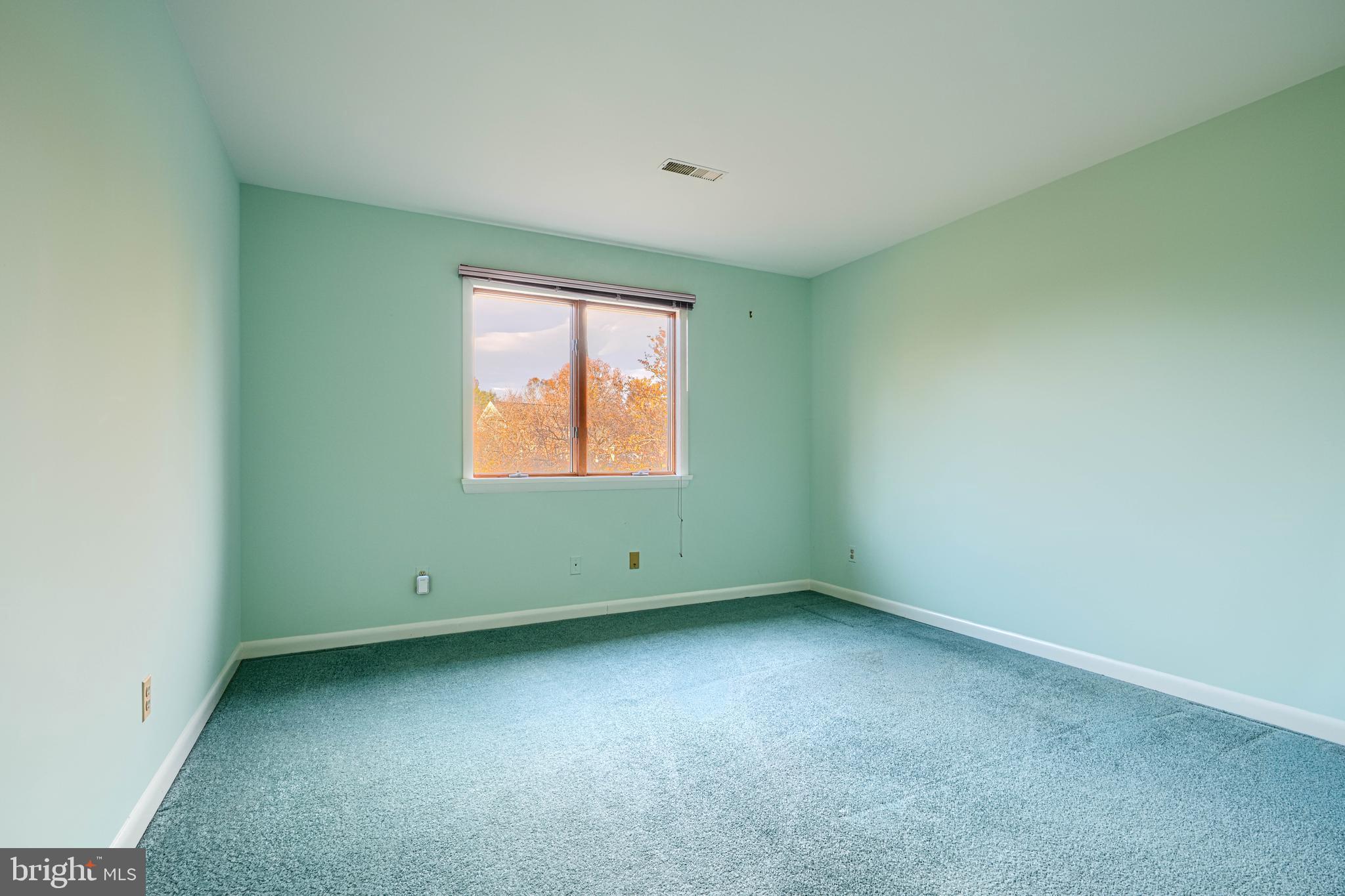 PRIESTFORD HILLS - Residential