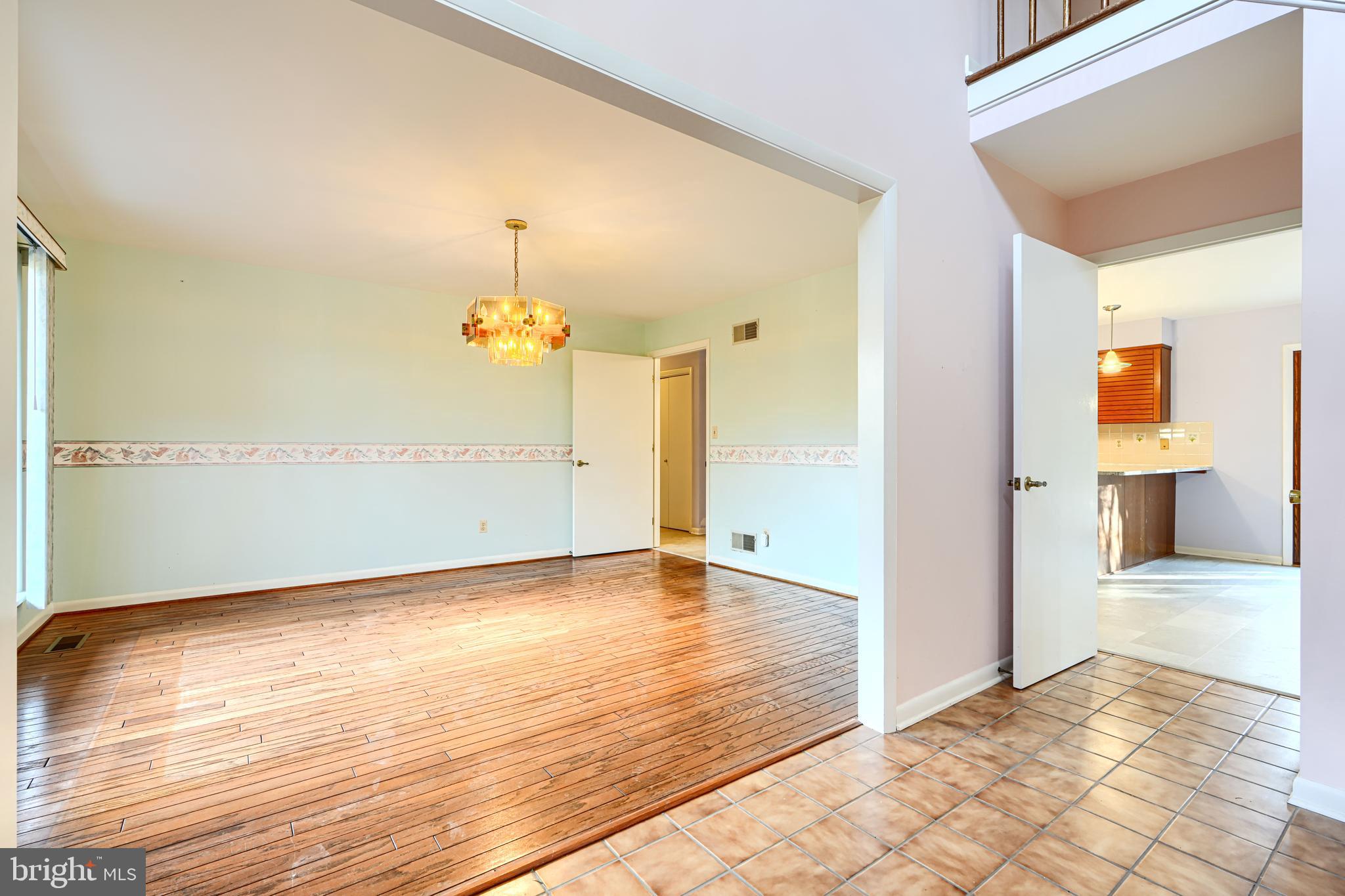 PRIESTFORD HILLS - Residential