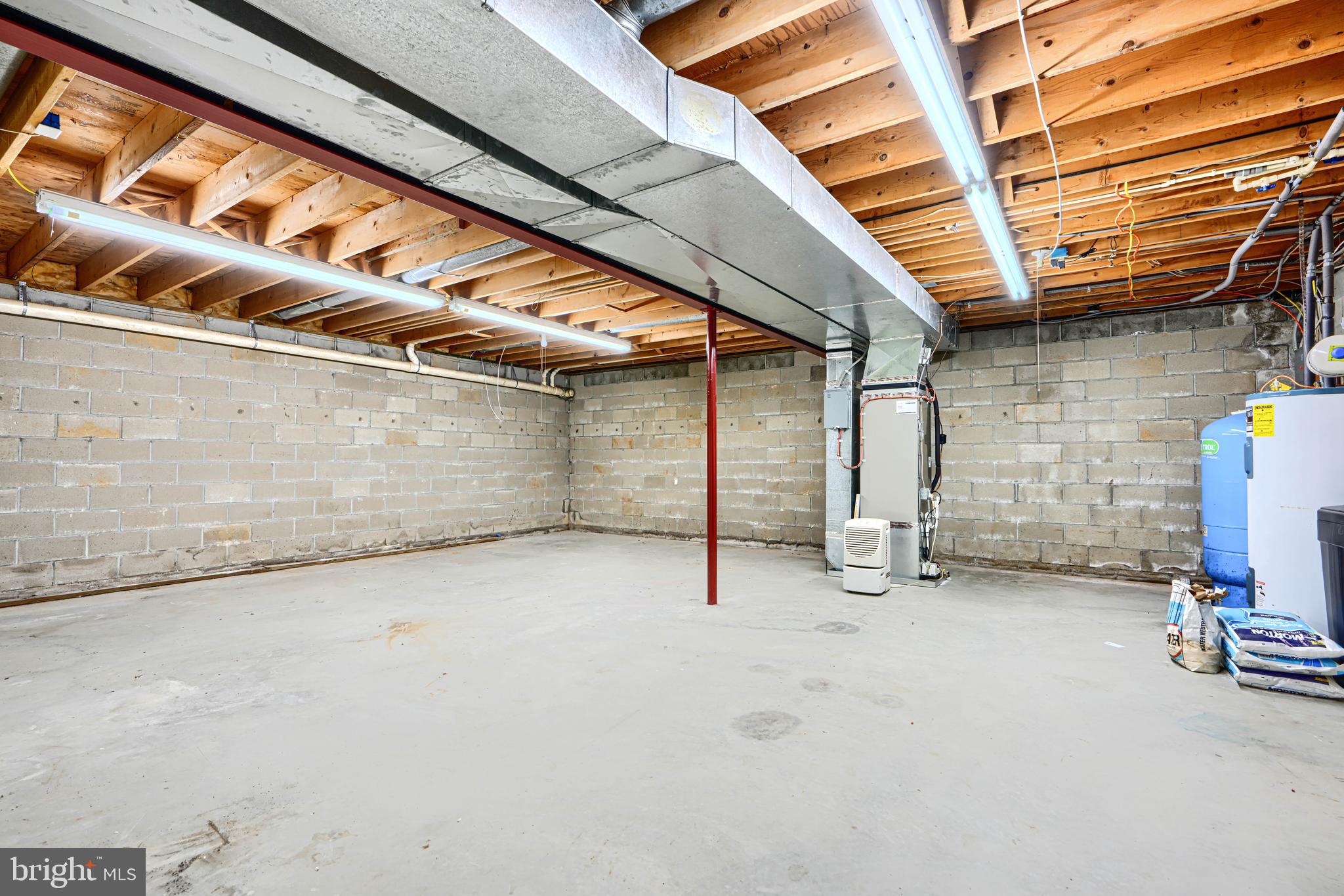 PRIESTFORD HILLS - Residential