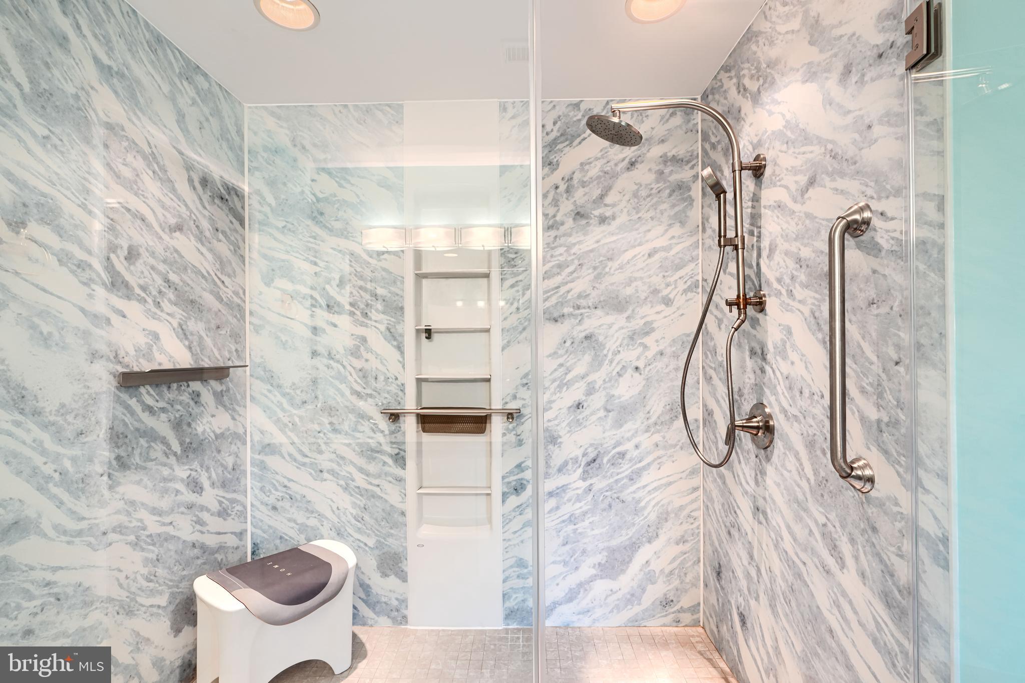 PRIESTFORD HILLS - Residential