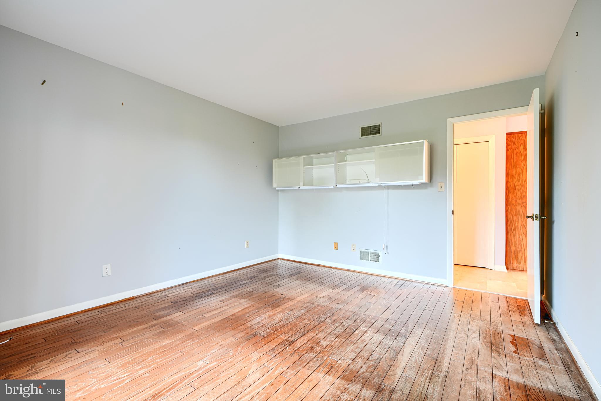 PRIESTFORD HILLS - Residential