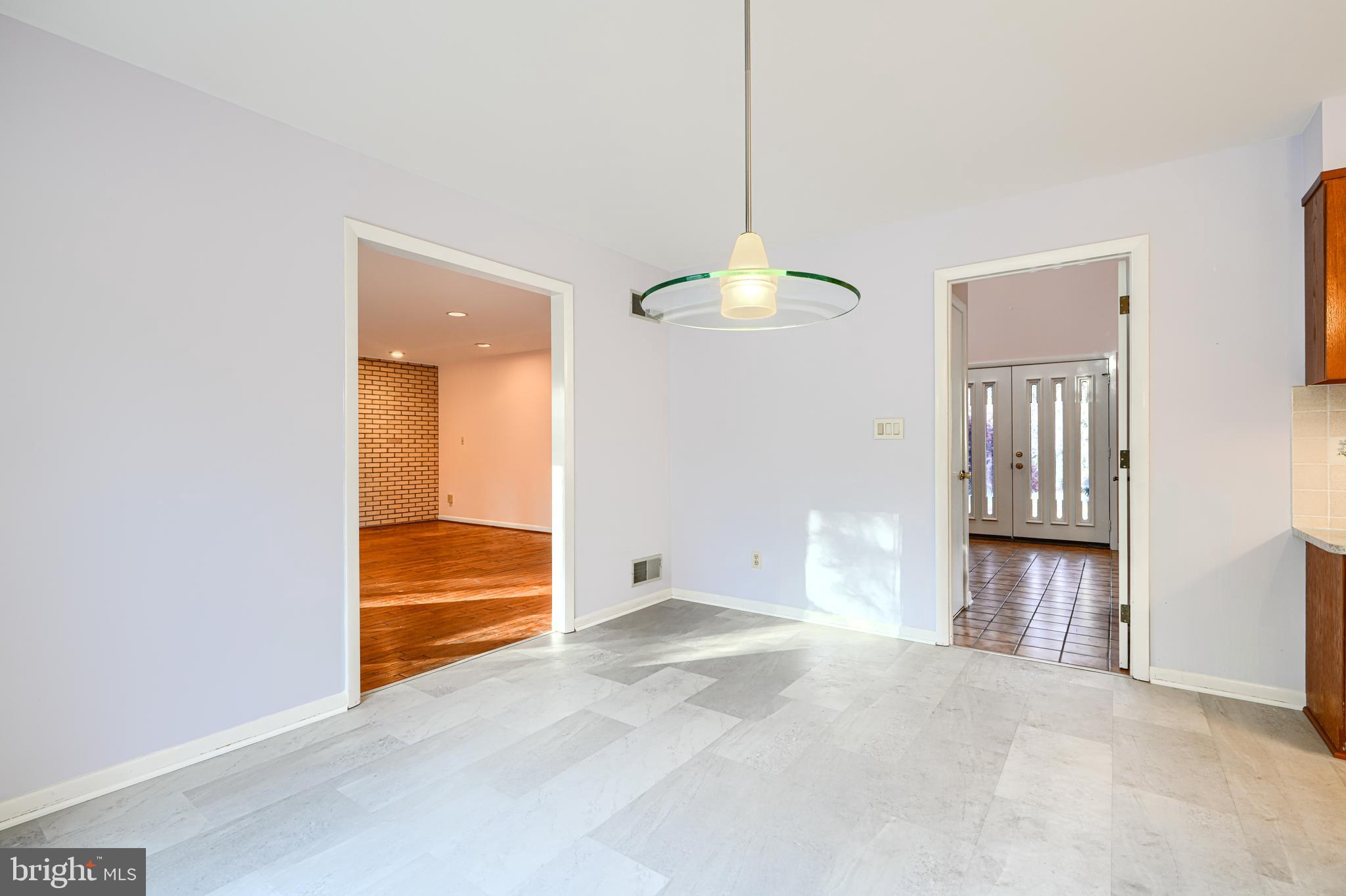 PRIESTFORD HILLS - Residential