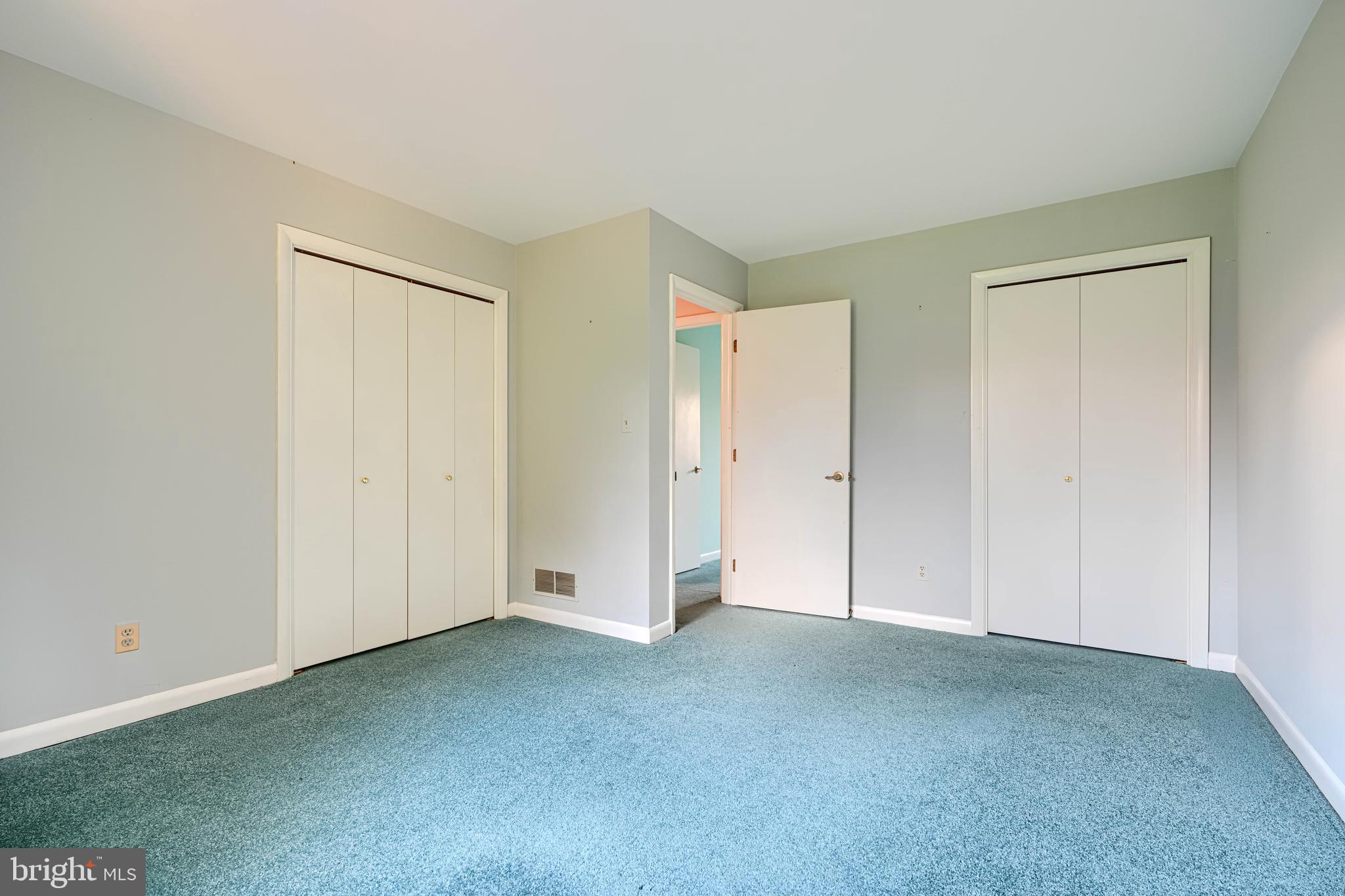 PRIESTFORD HILLS - Residential