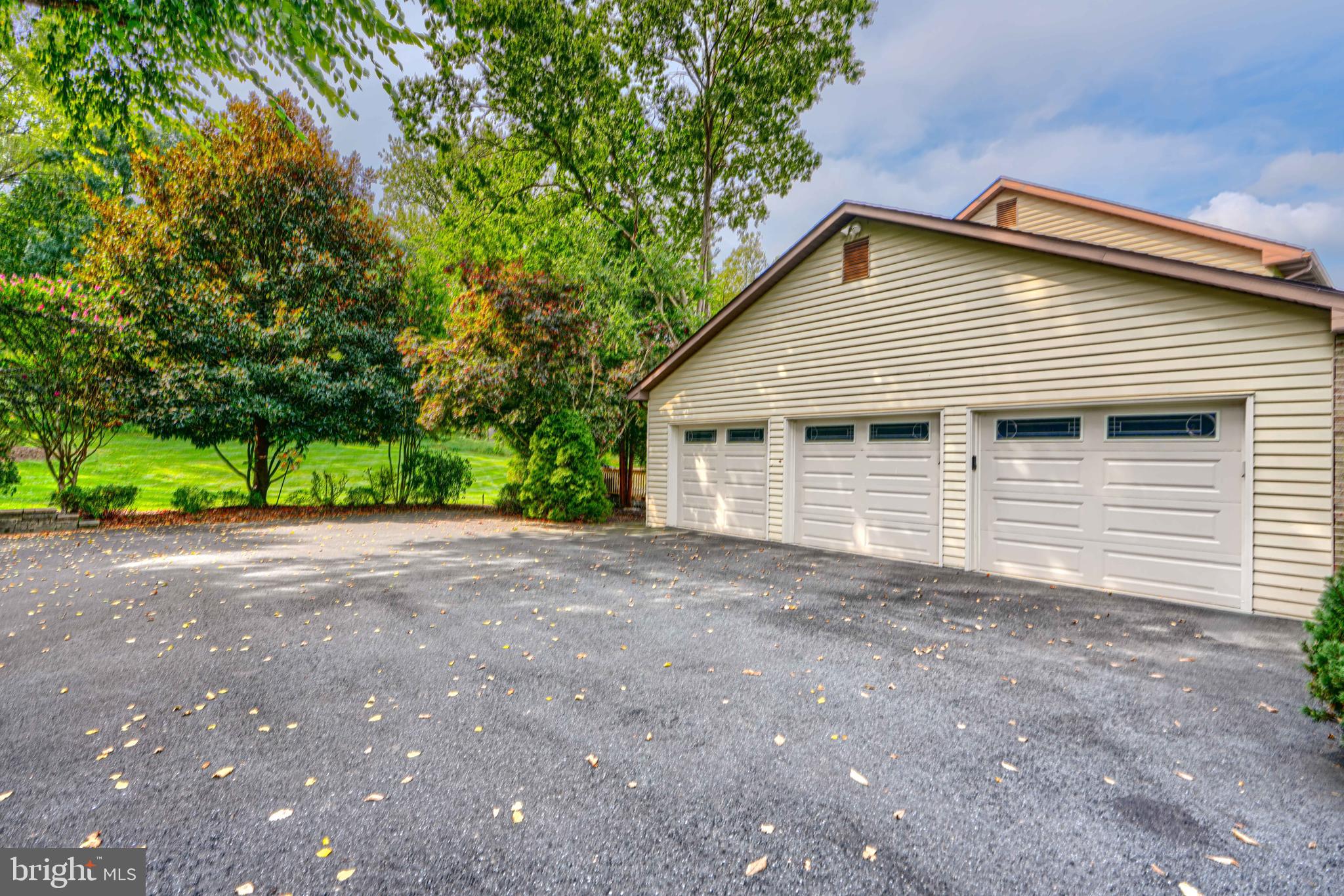 PRIESTFORD HILLS - Residential